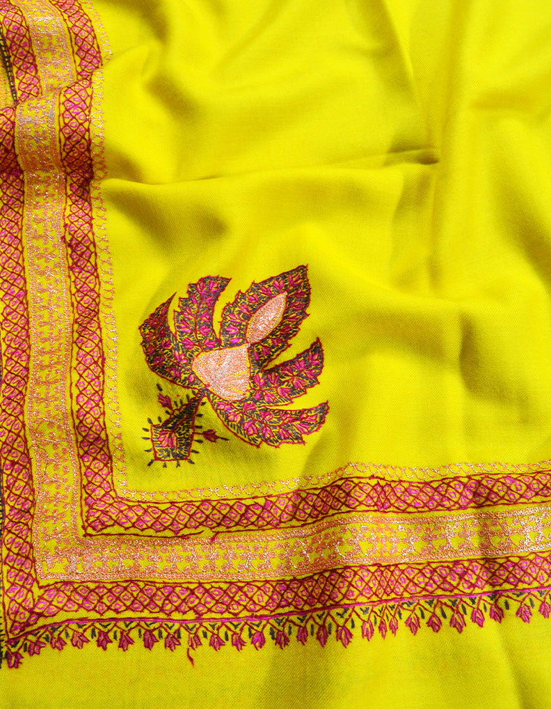 yellow embroidery wool shawl 0048