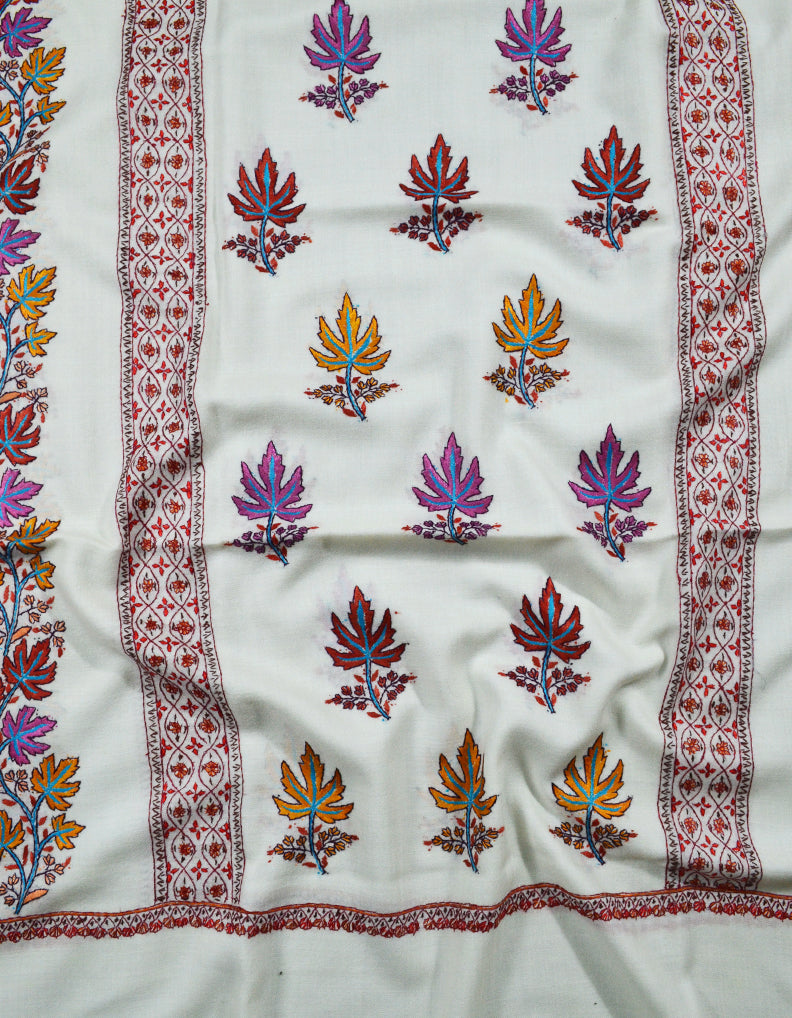 white embroidery wool shawl 0054