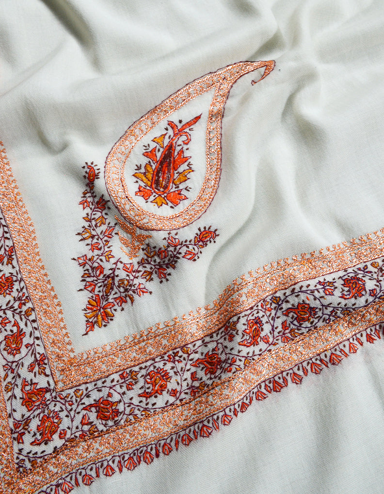white embroidery wool shawl 0057