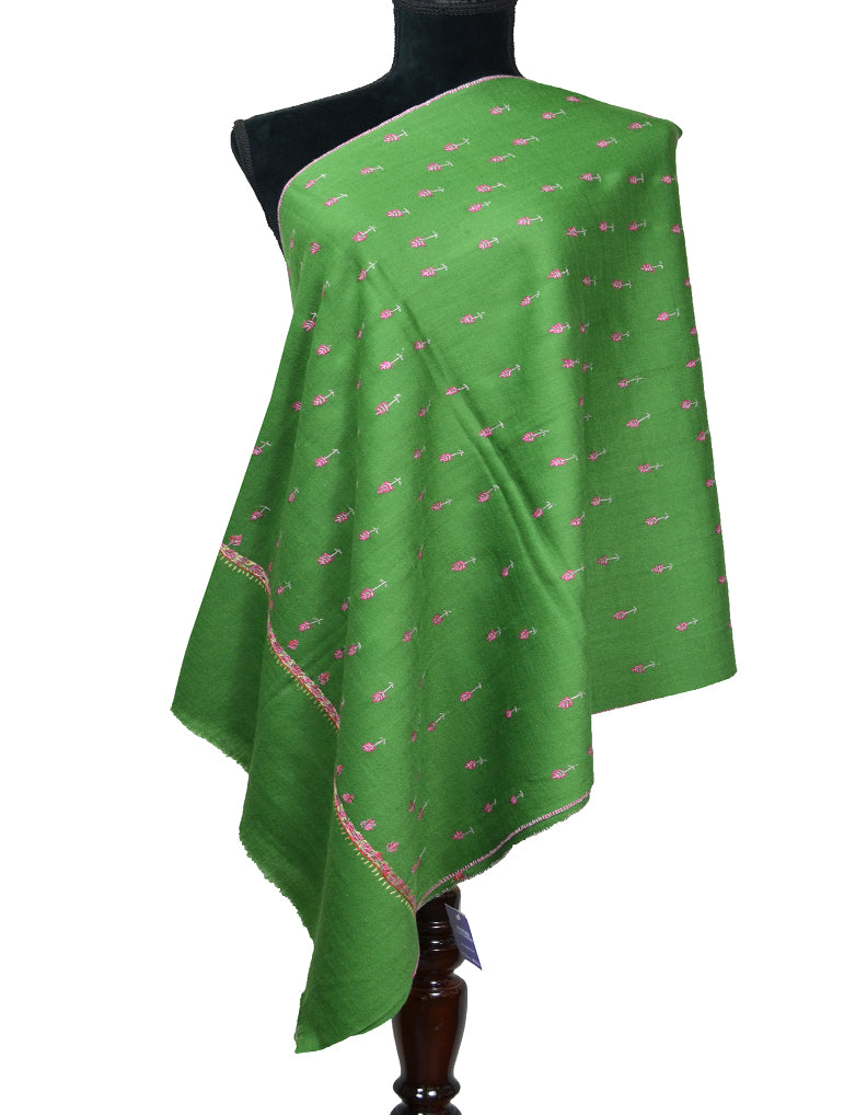 green embroidery wool stole 0106