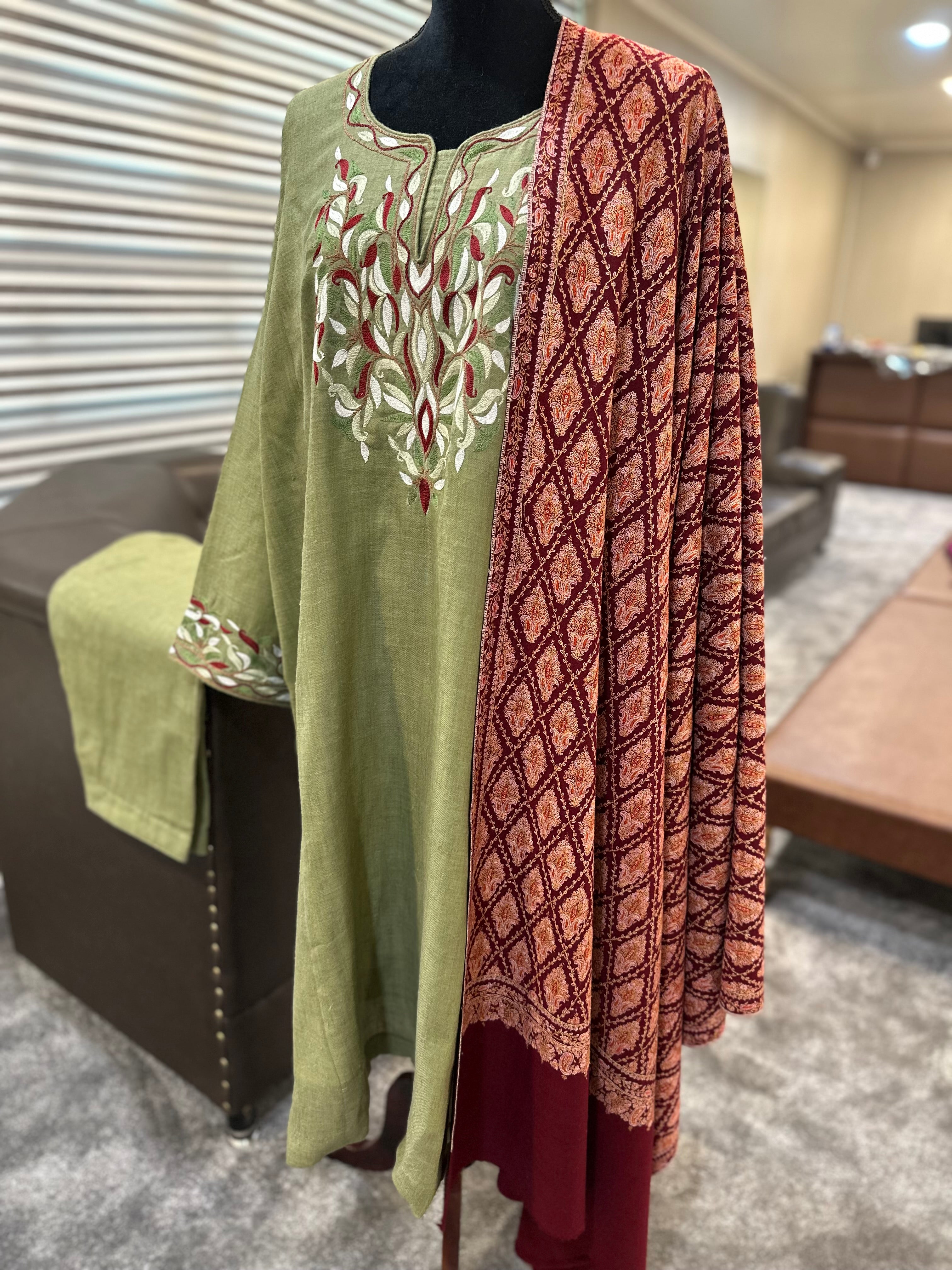 Purepashmina blend pheran set pwb515