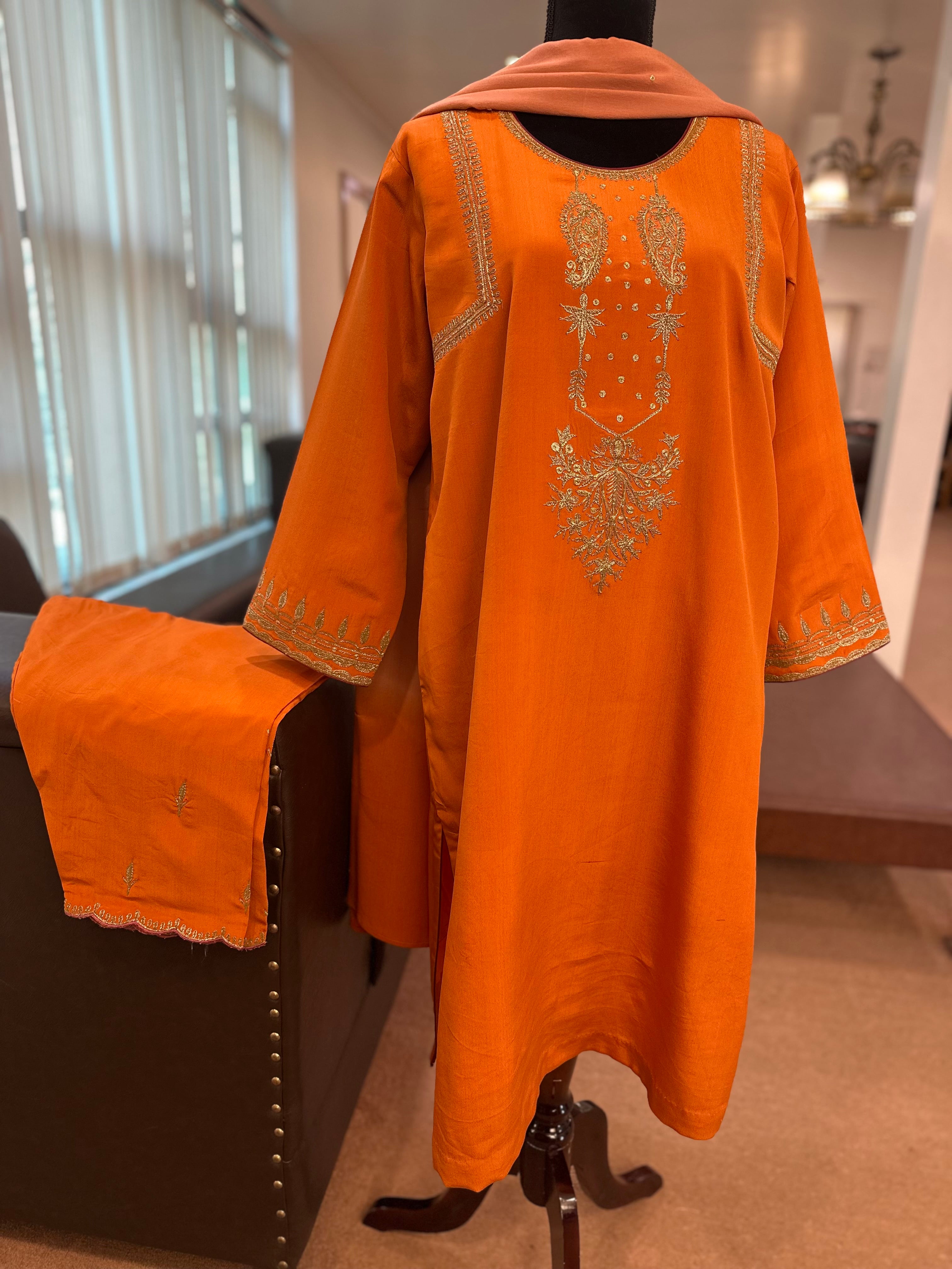 Puresilk 3 piece suit mtks793