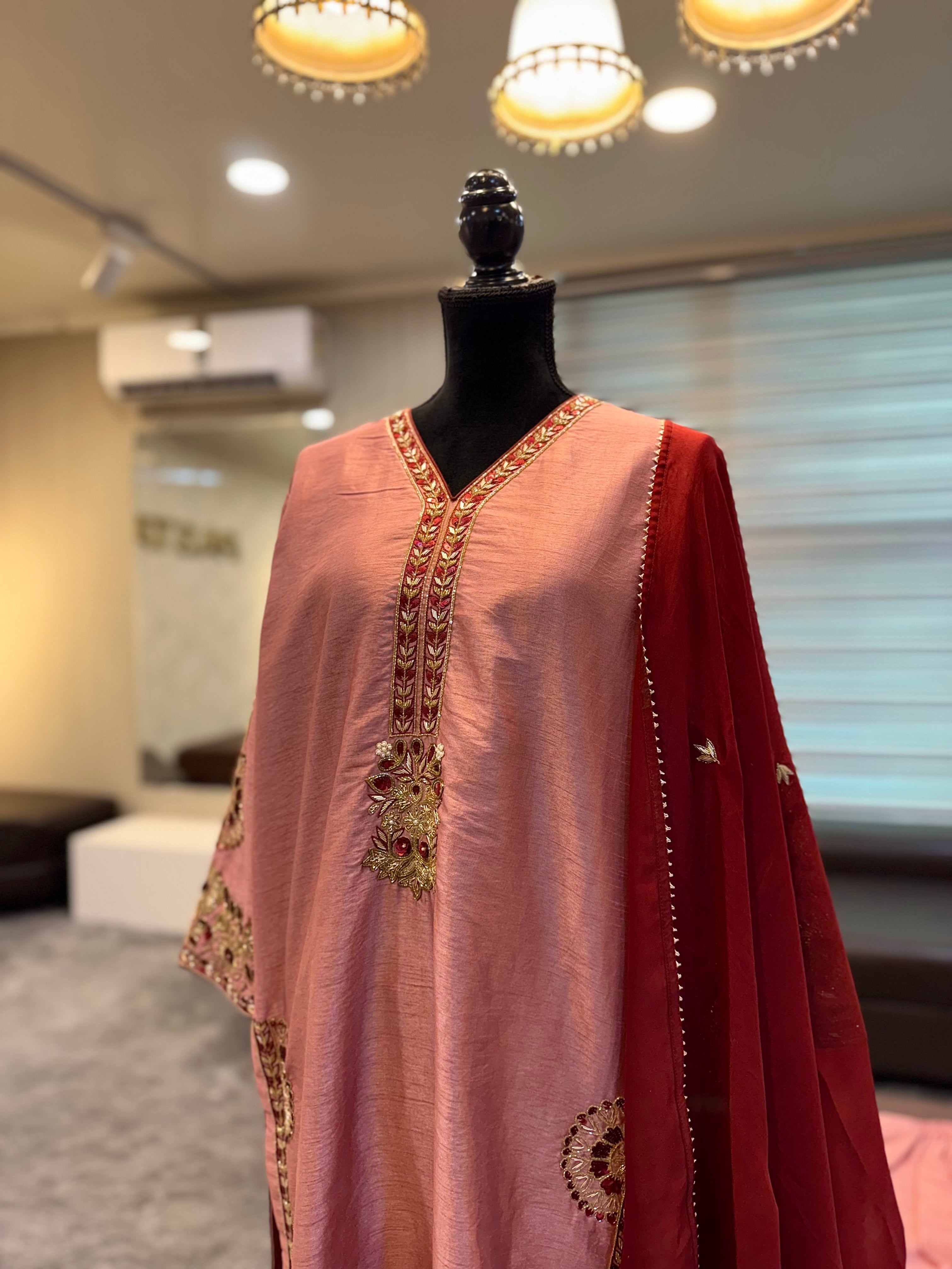 Handembroidered 3 piece kurta set pbks133