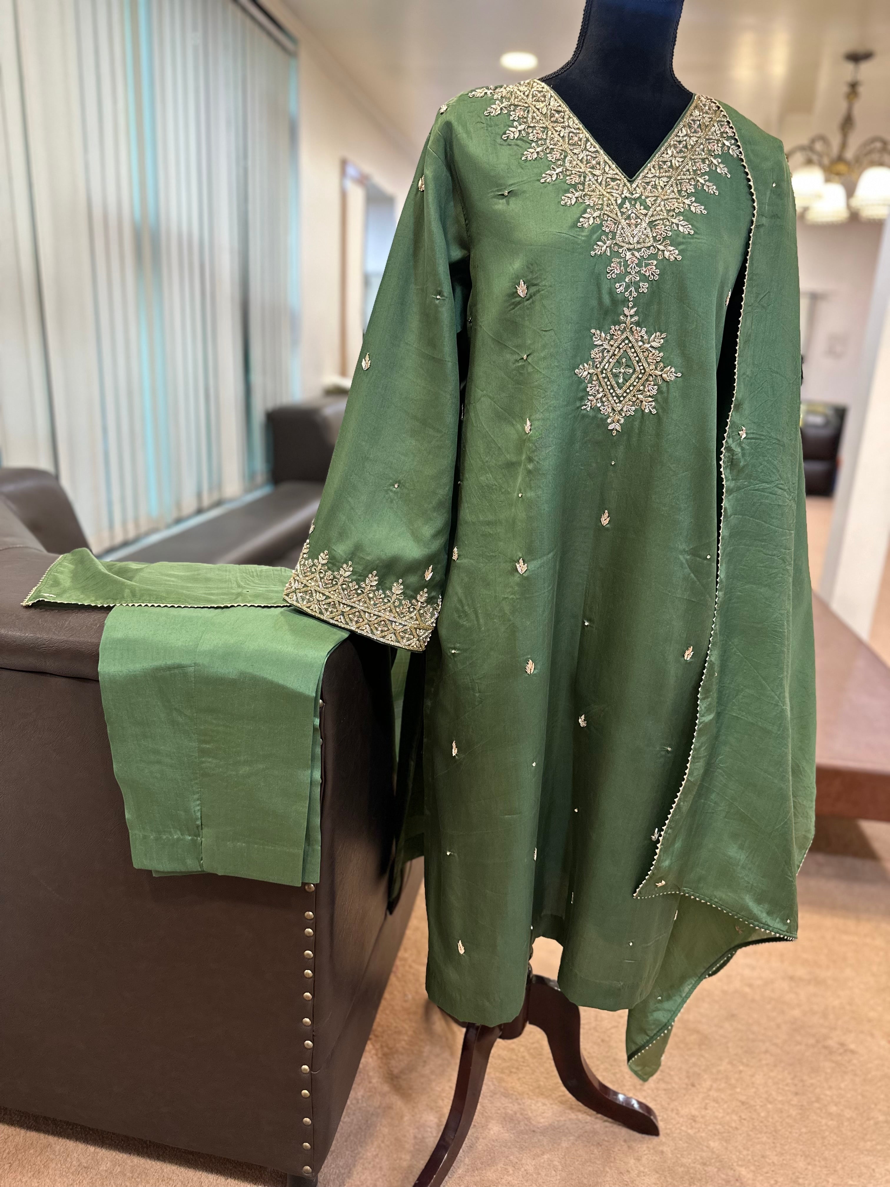 Puresilk 3 piece kurta set pbks118