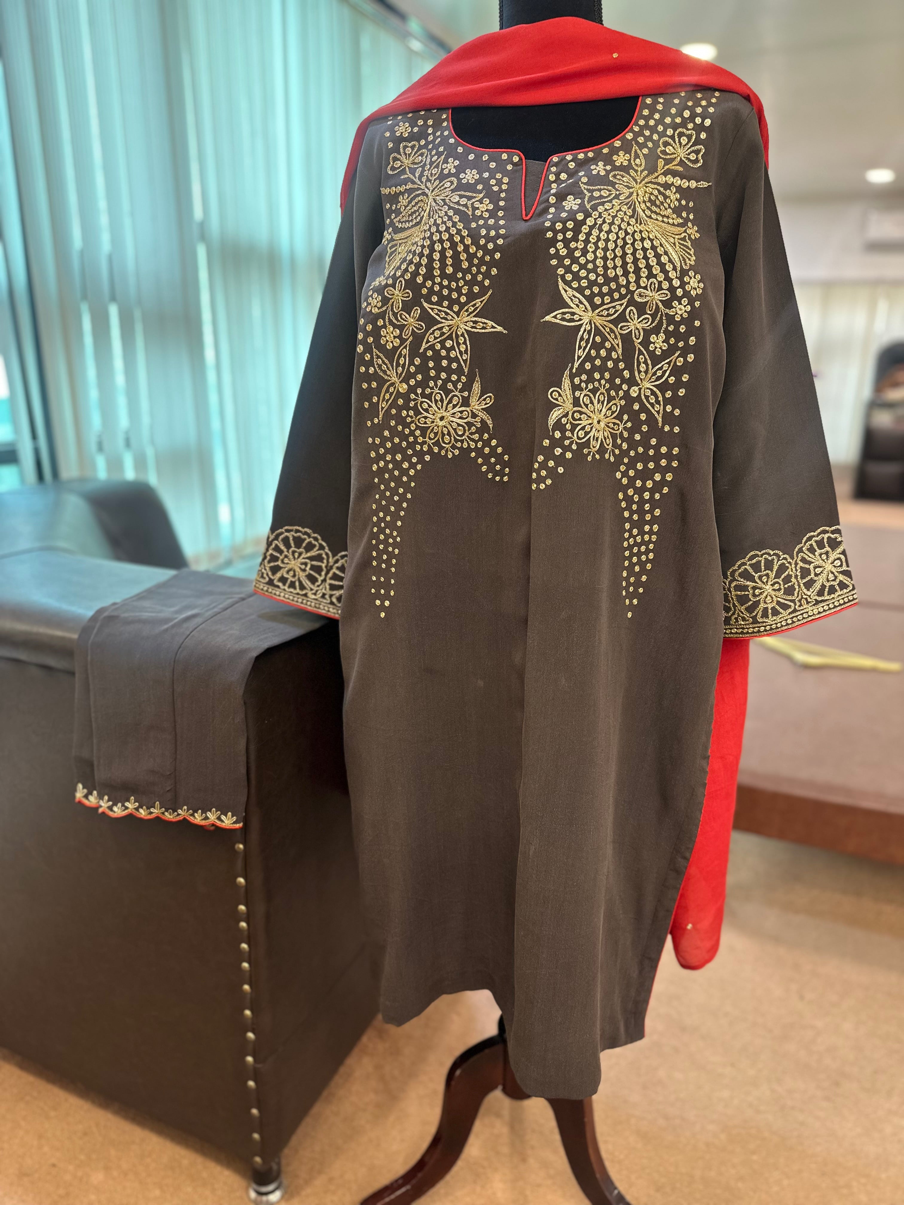 Pure crepe 3 piece kurta set mtks804