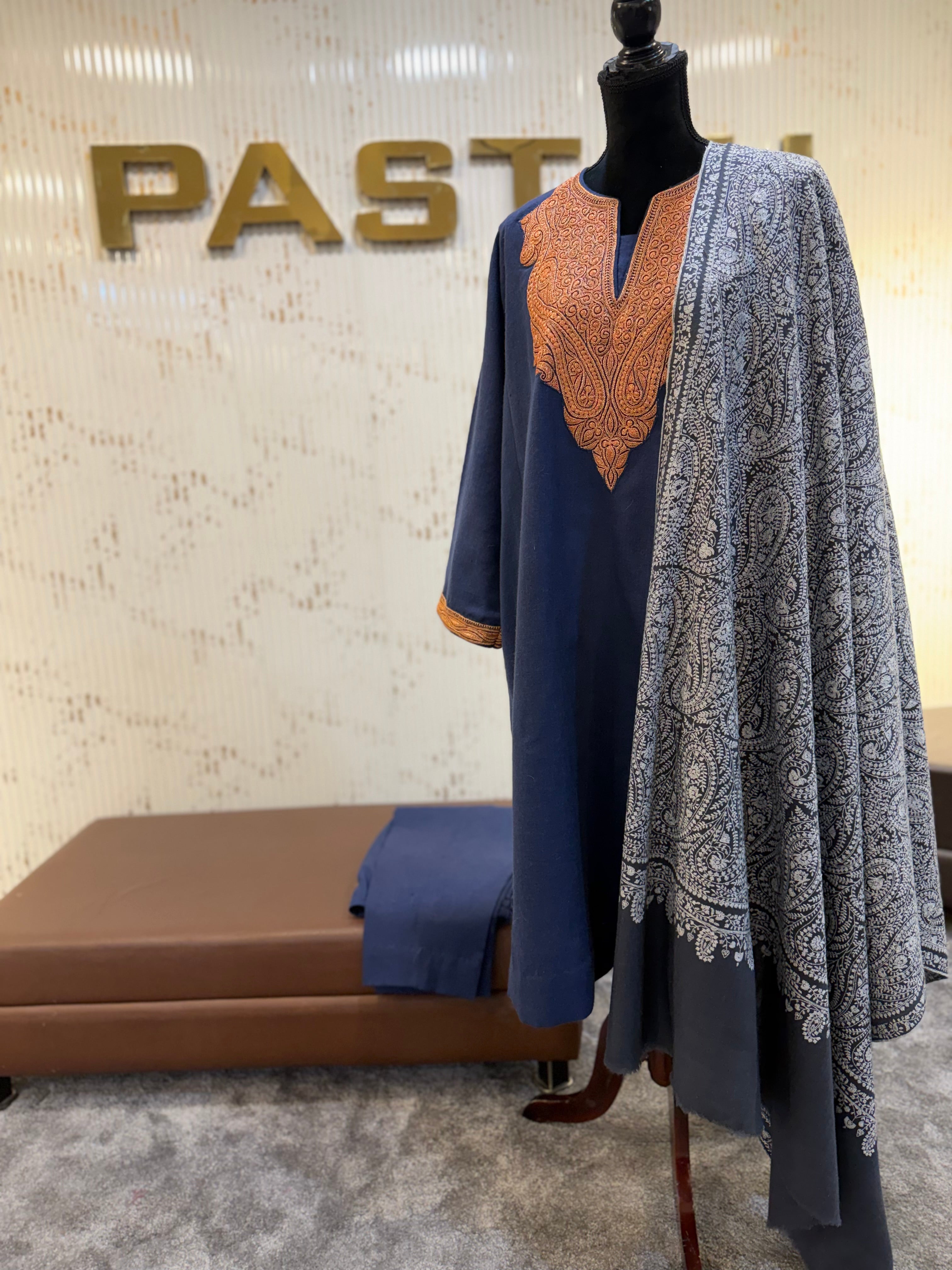 Purepashmina blend 2 piece pheran set