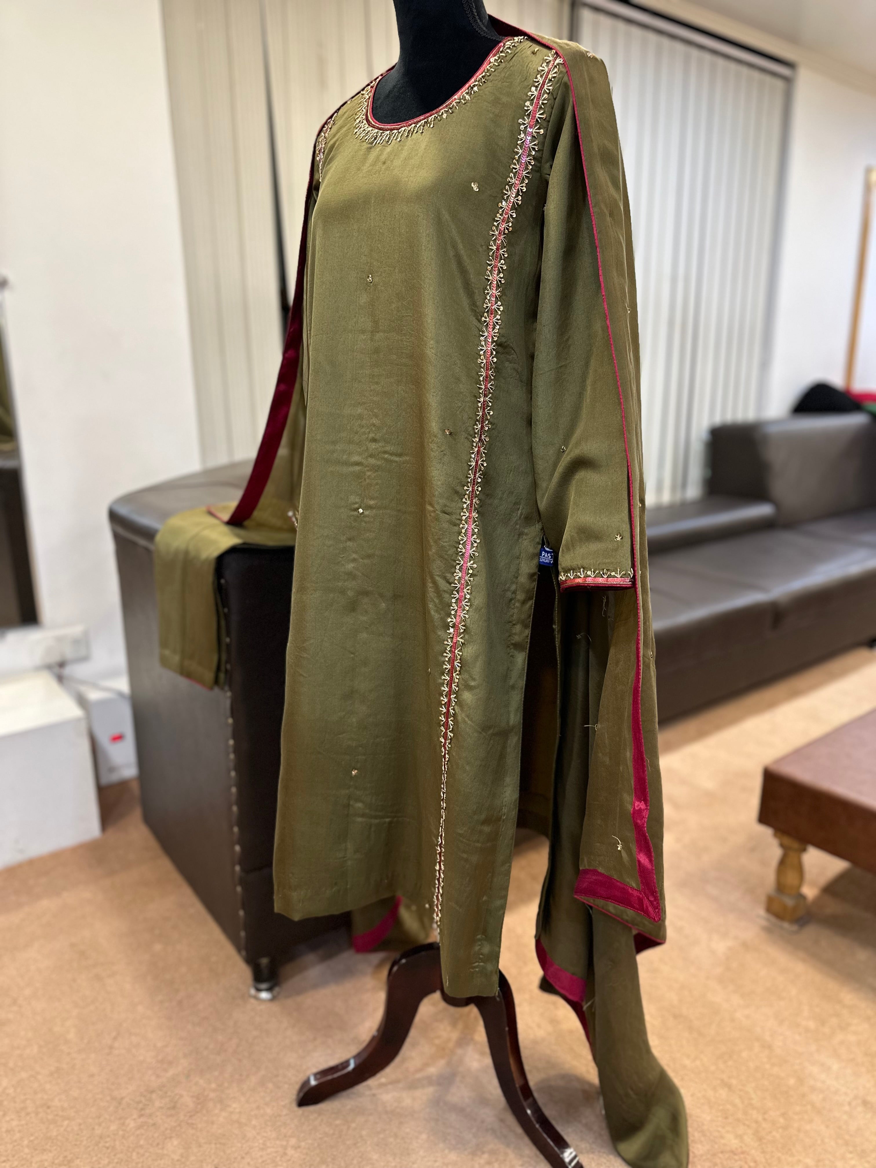 Puresilk handwork suit