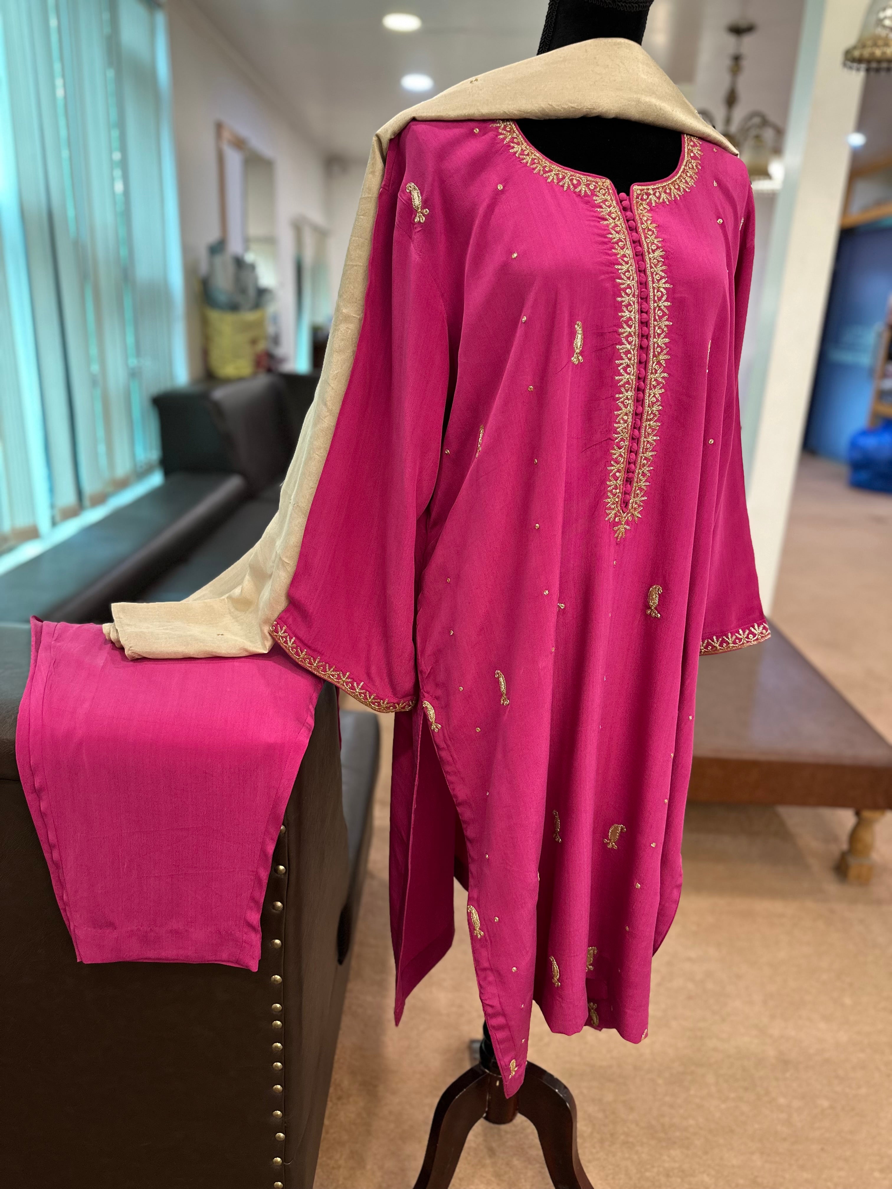 Purecrepe 3 piece kurts set