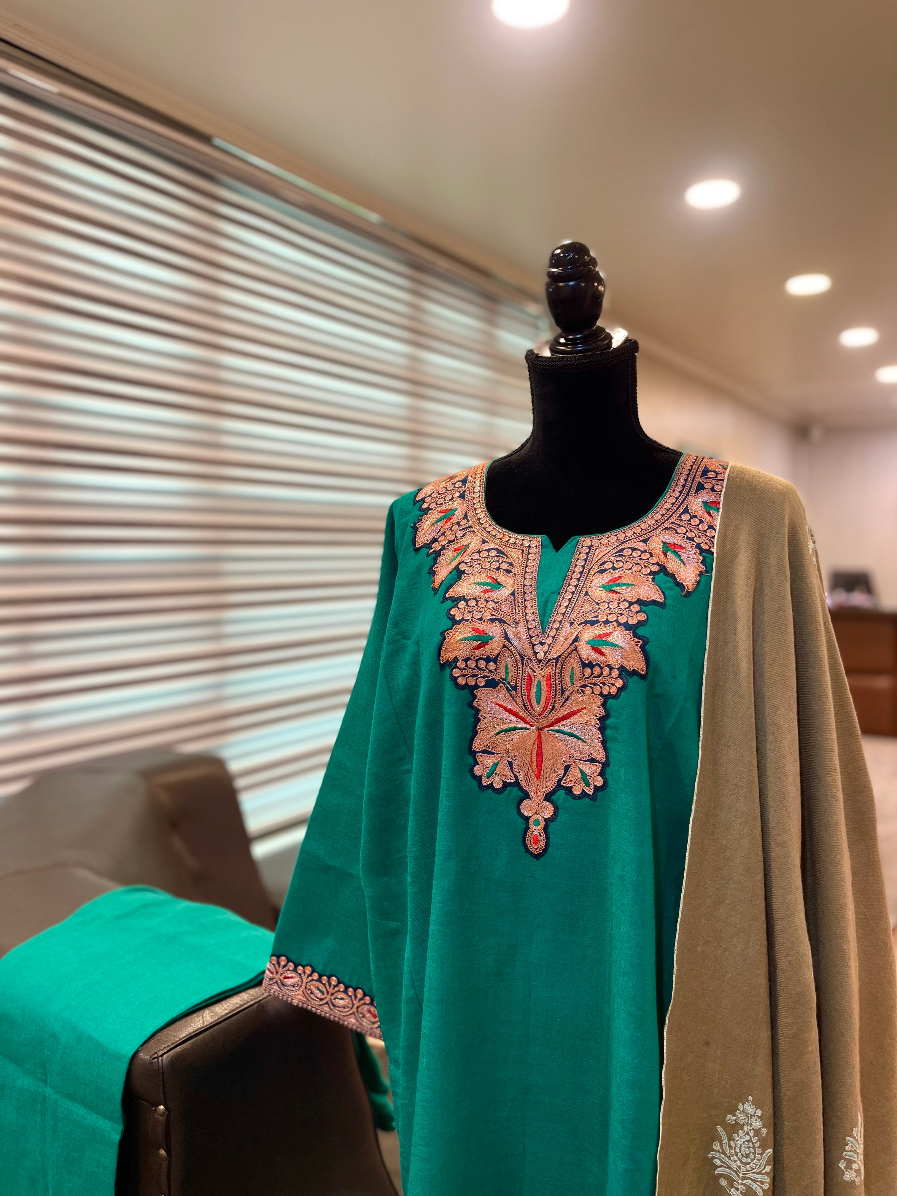 Purepashmina blend pheran set