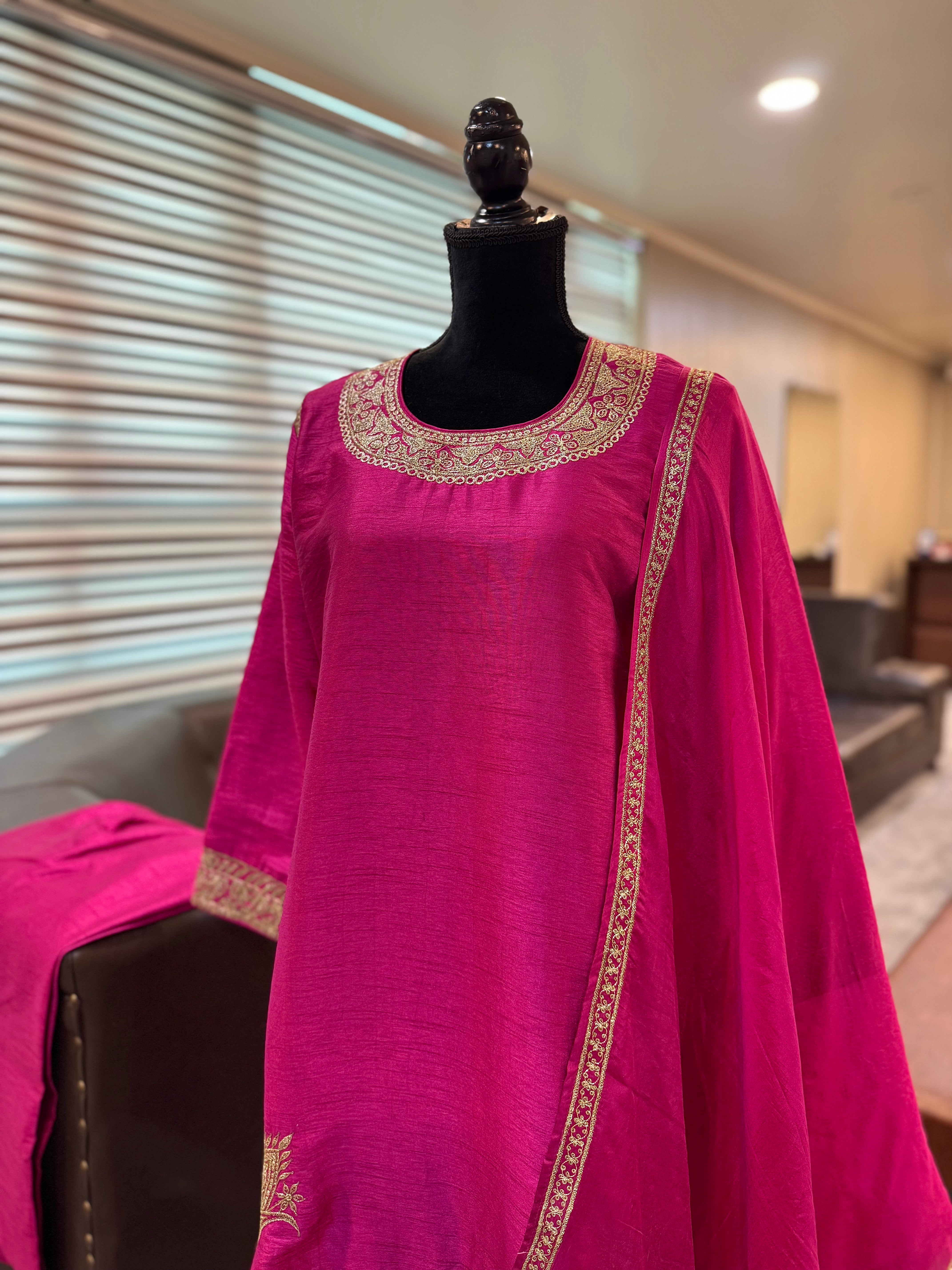 Wine shade Tillawork kurta set