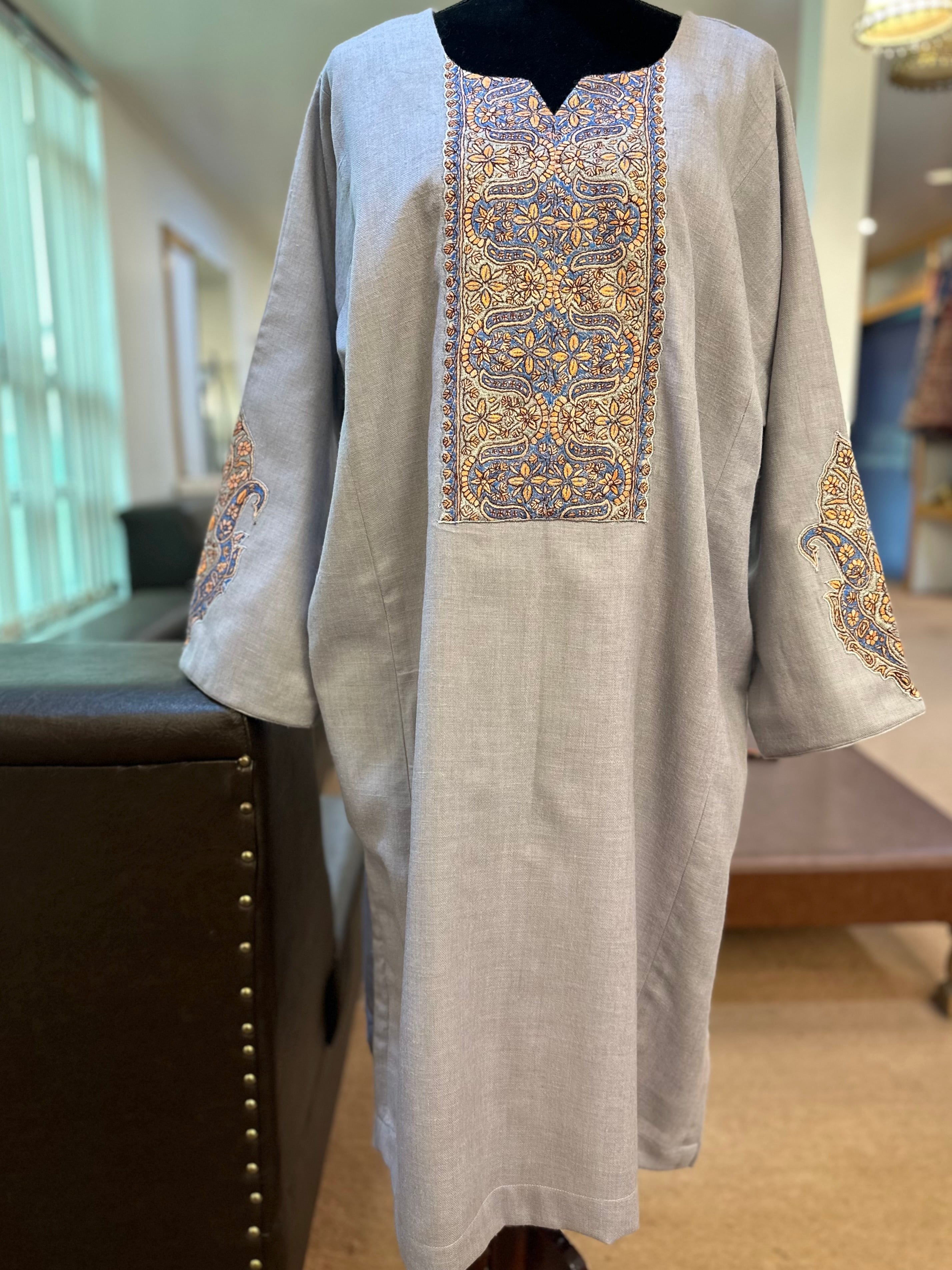 Hand sozni pure pashmina blend pheran pwb294