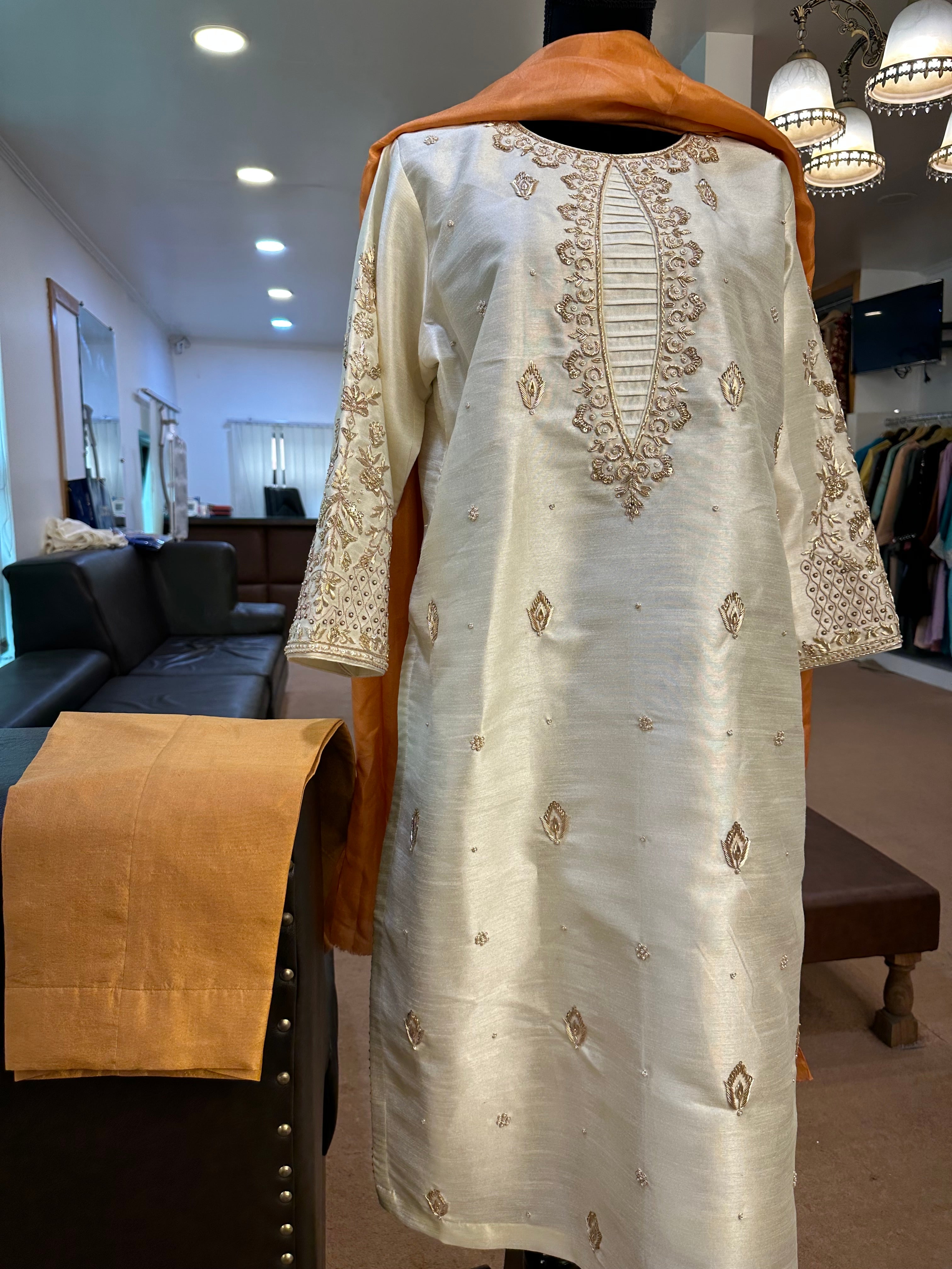 Hand embroidered dress 3pc stitched