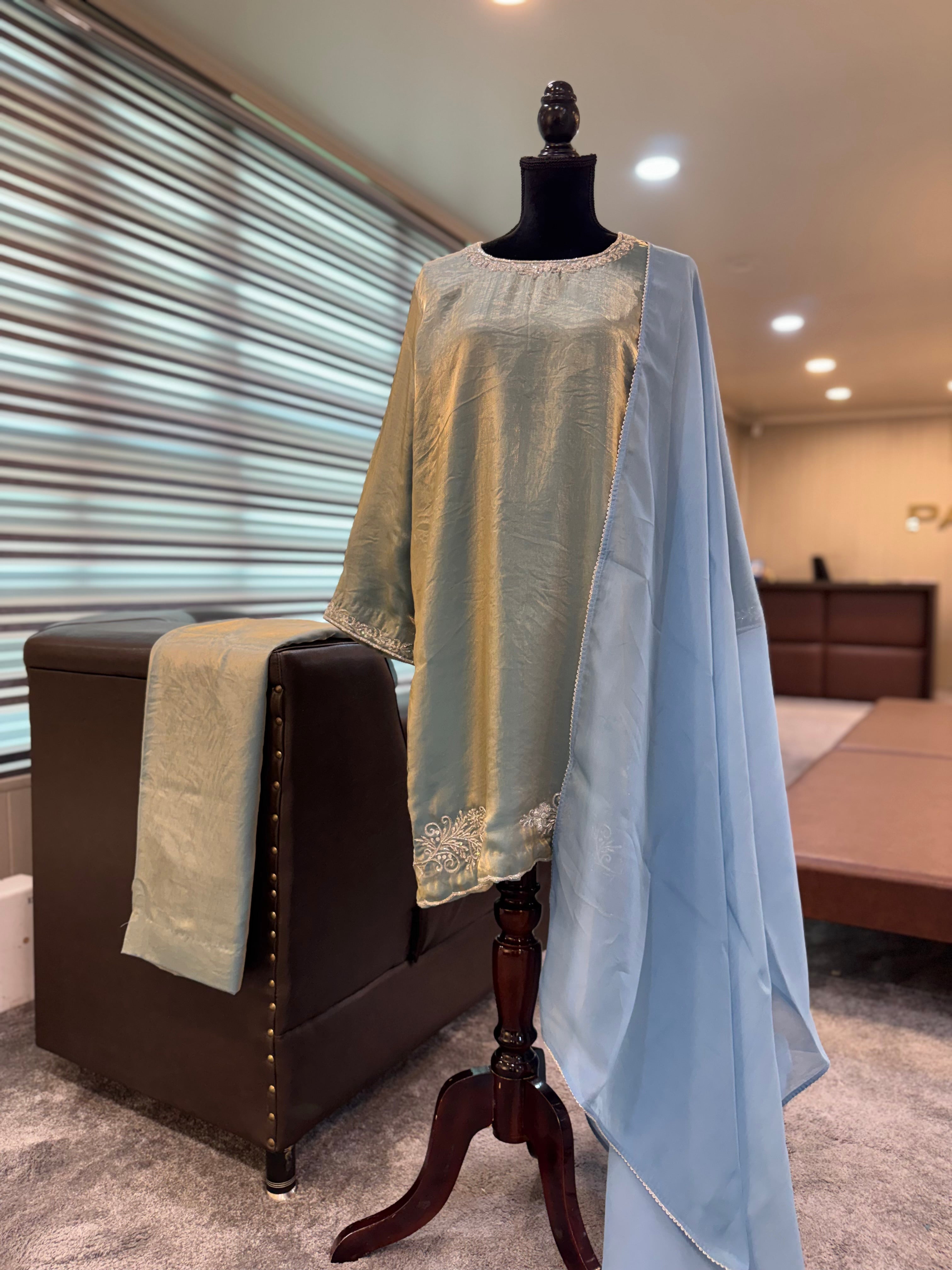Frost Blue Hand-Embroidered Jimmy Choo Set pbks155
