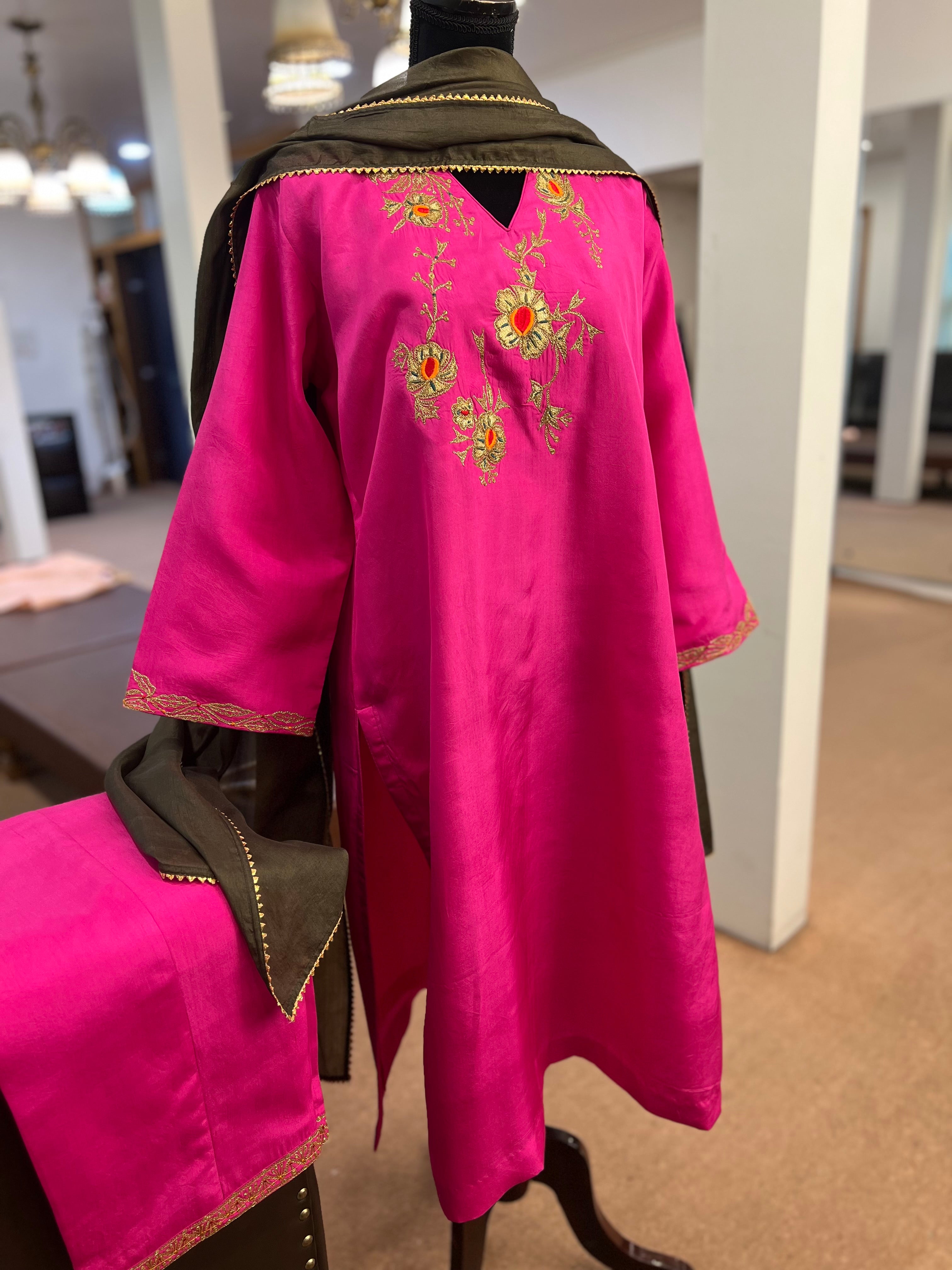 Pure Kashmiri silk tilla dress 3pc mtks699