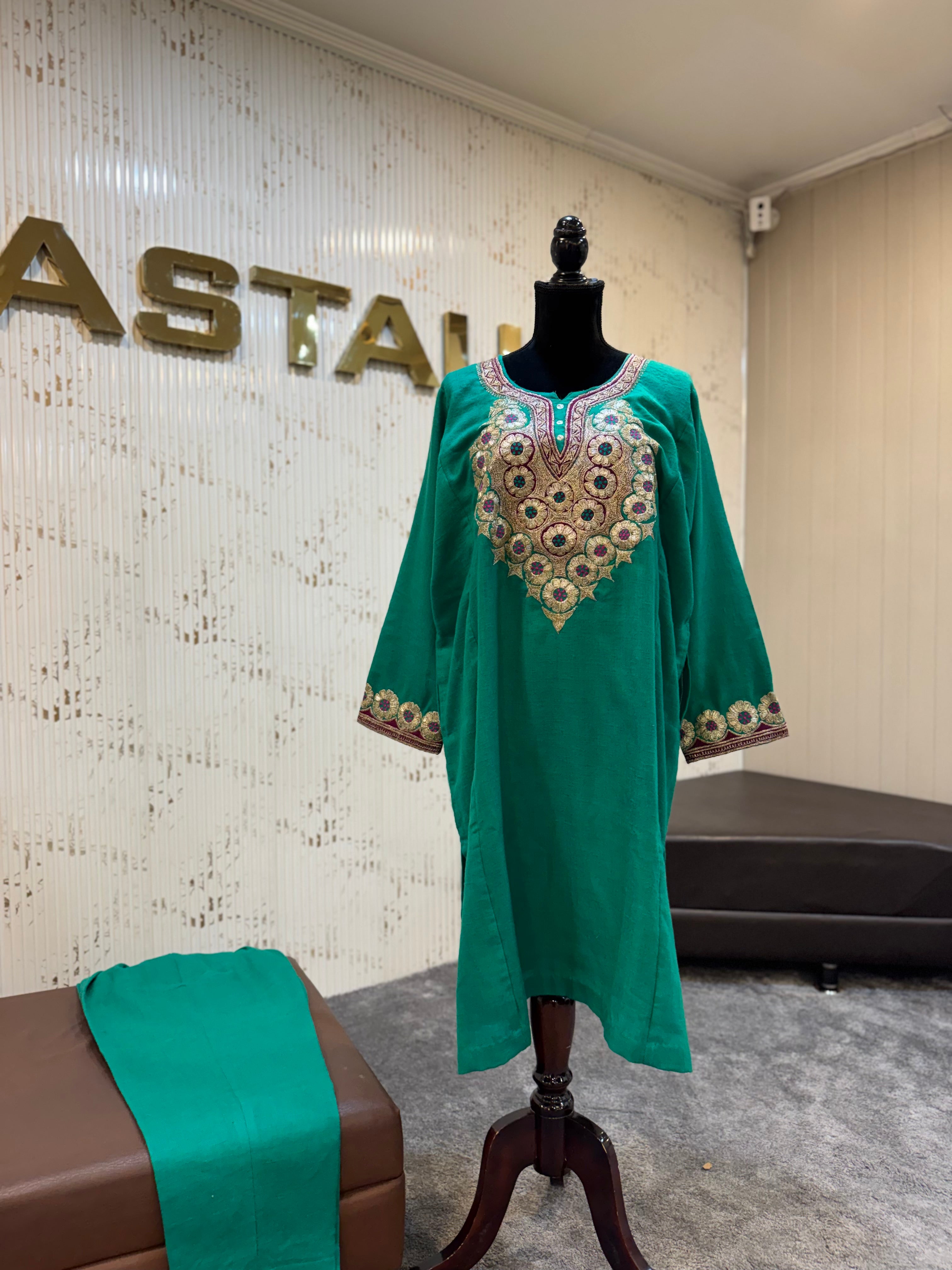 Purepashmina blend 2 piece pwb562