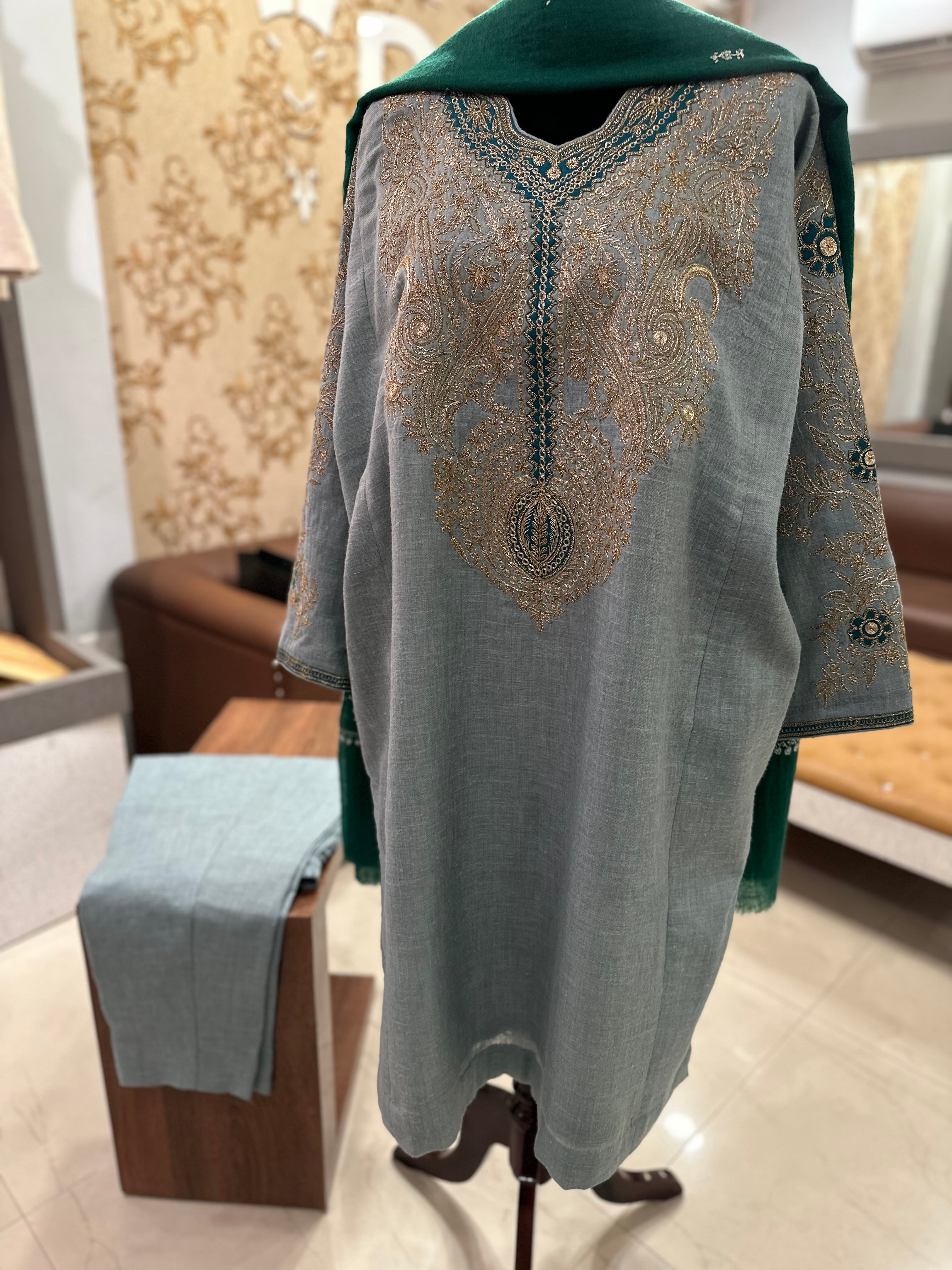 Purepashmina blend pheran set pwb500