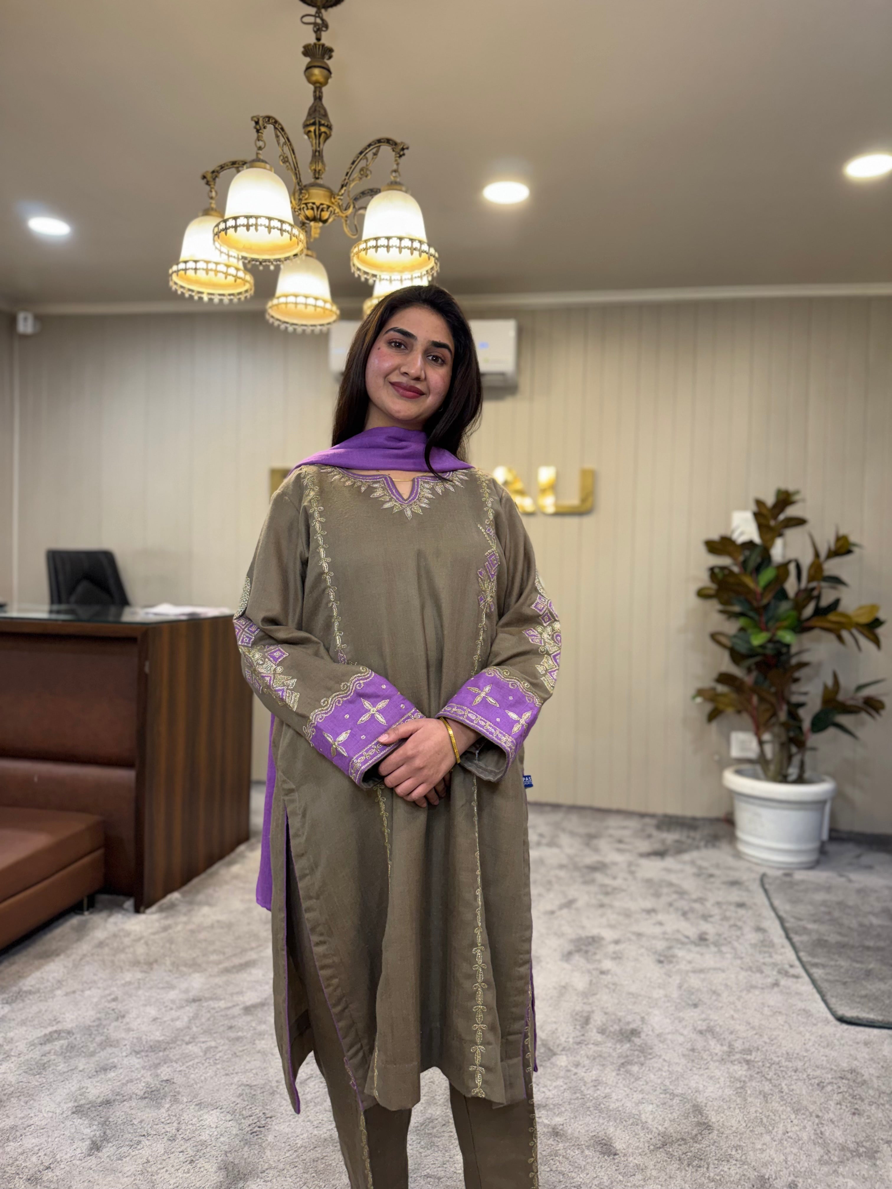 Purepashmina blend 3 piece pwb572