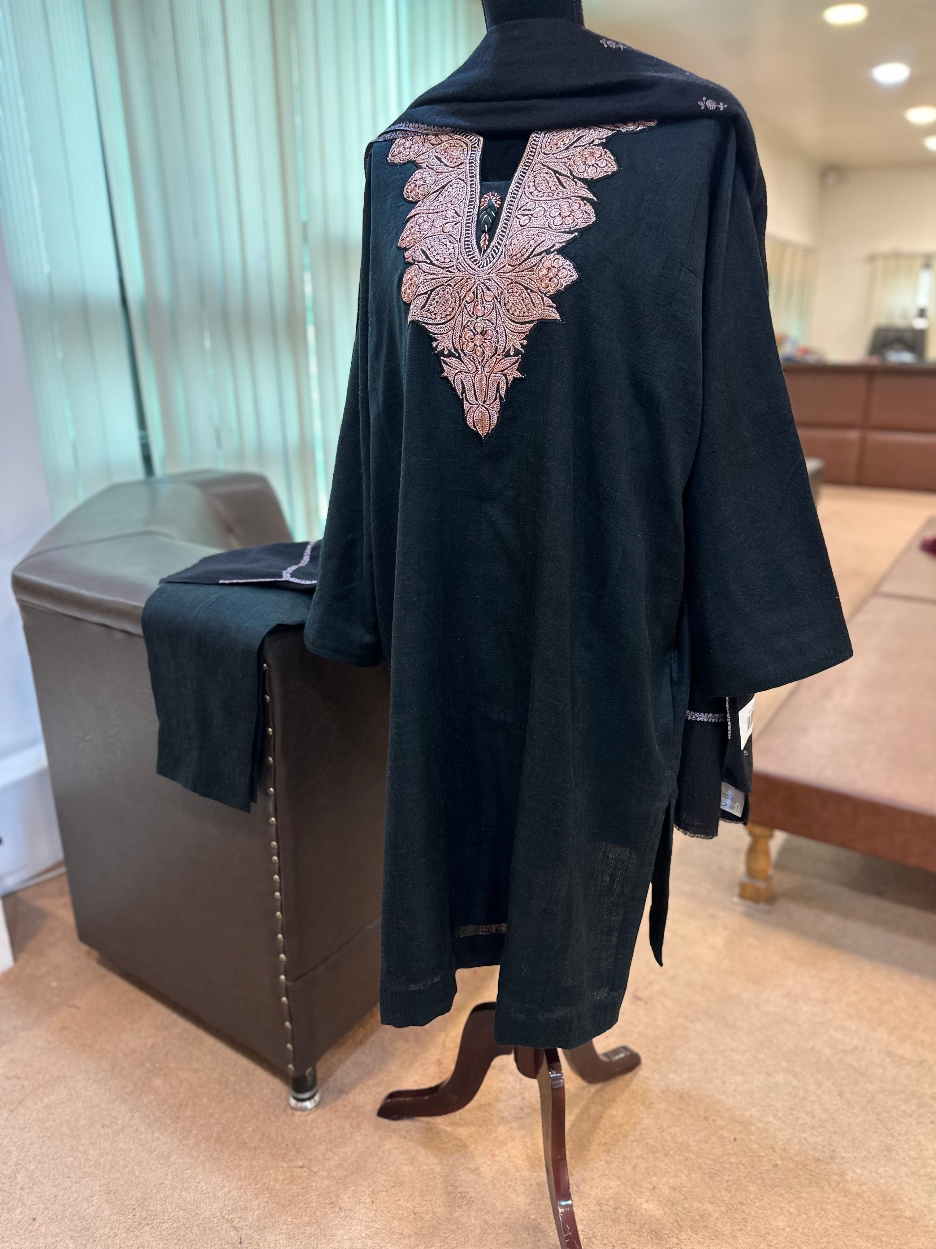 Purepashmina blend 2 piece pheran set pwb489