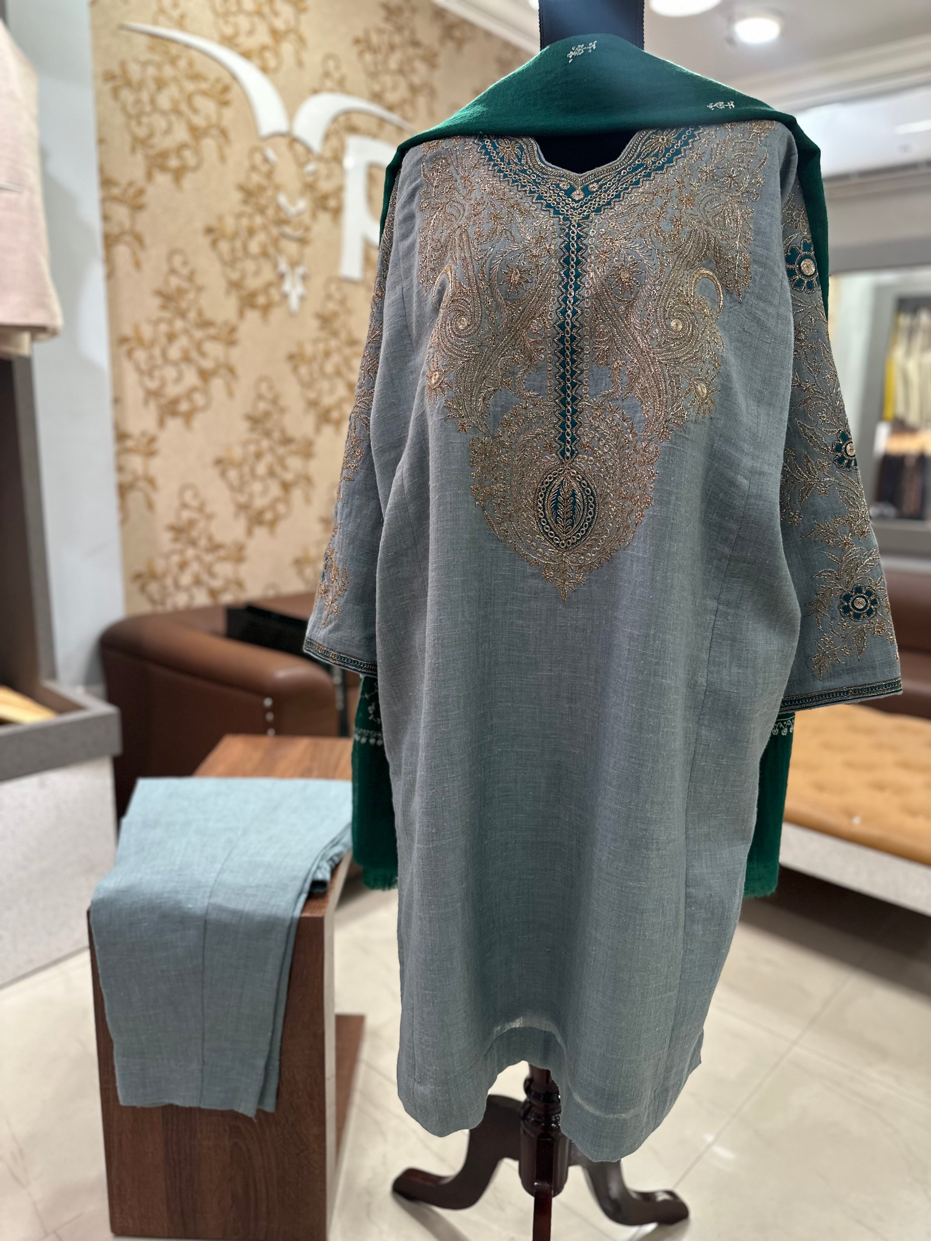 Purepashmina blend pheran set pwb500