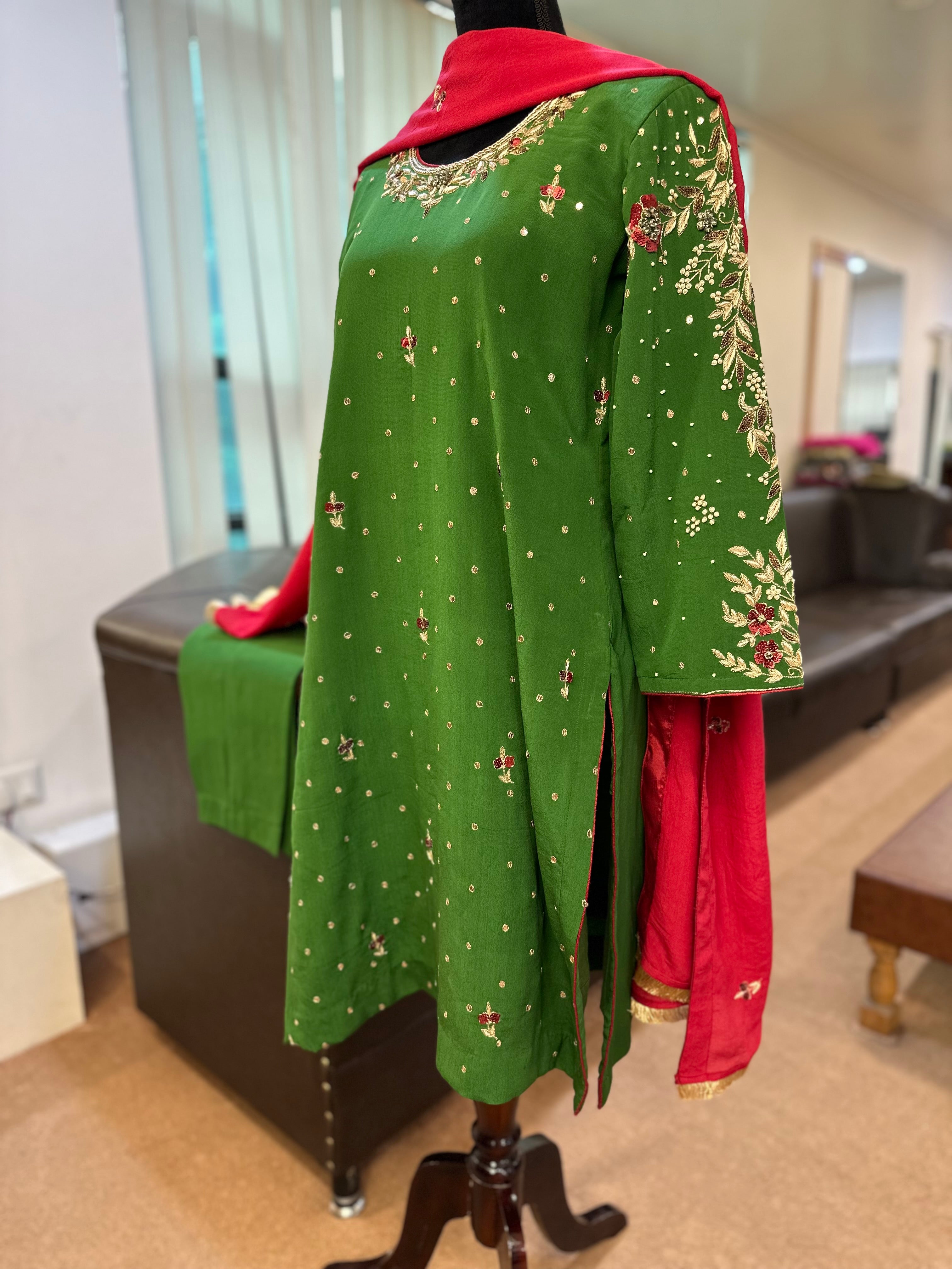 Purecrepe 3 piece suit