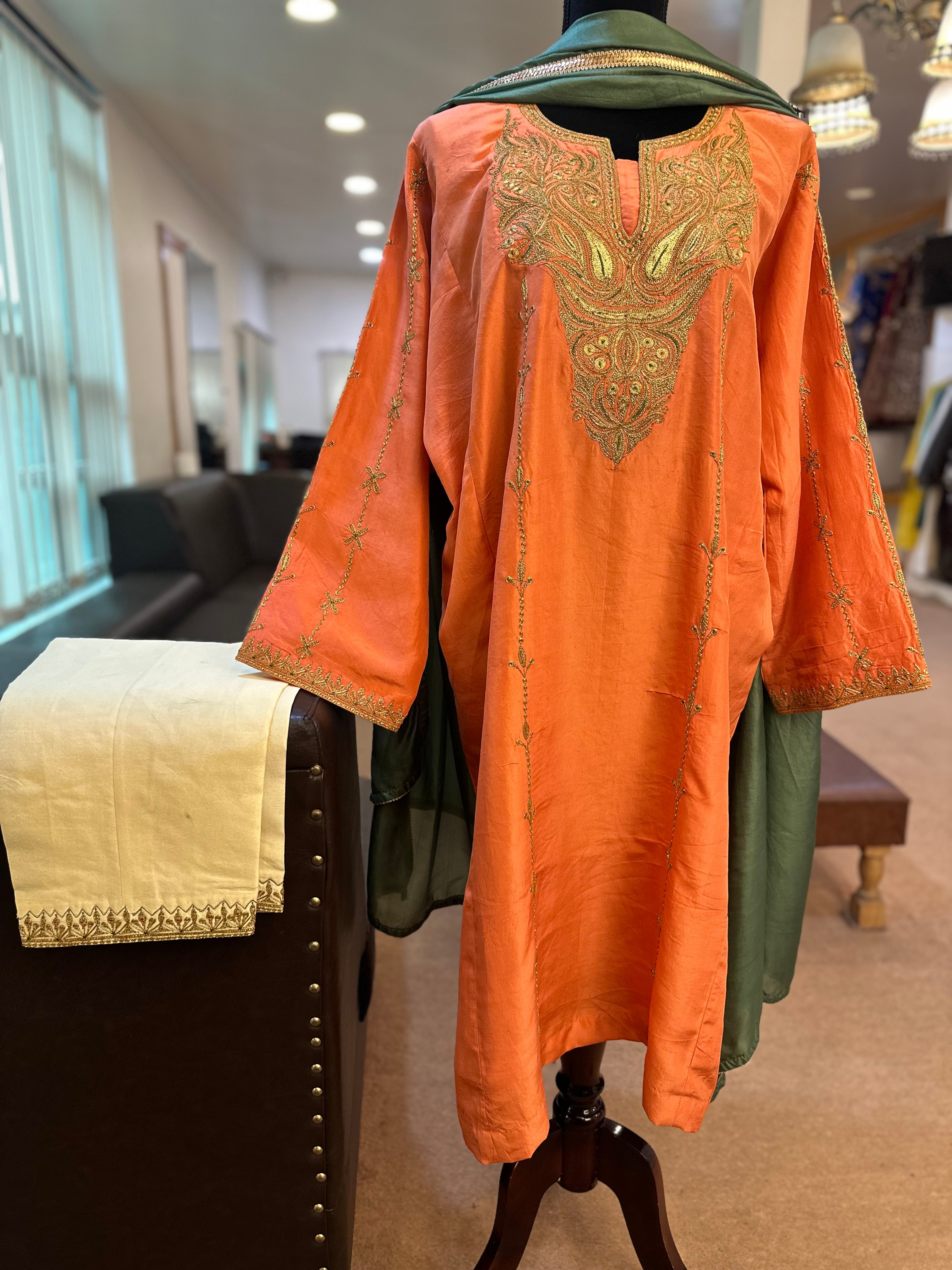 Tilla pheran set mtks717