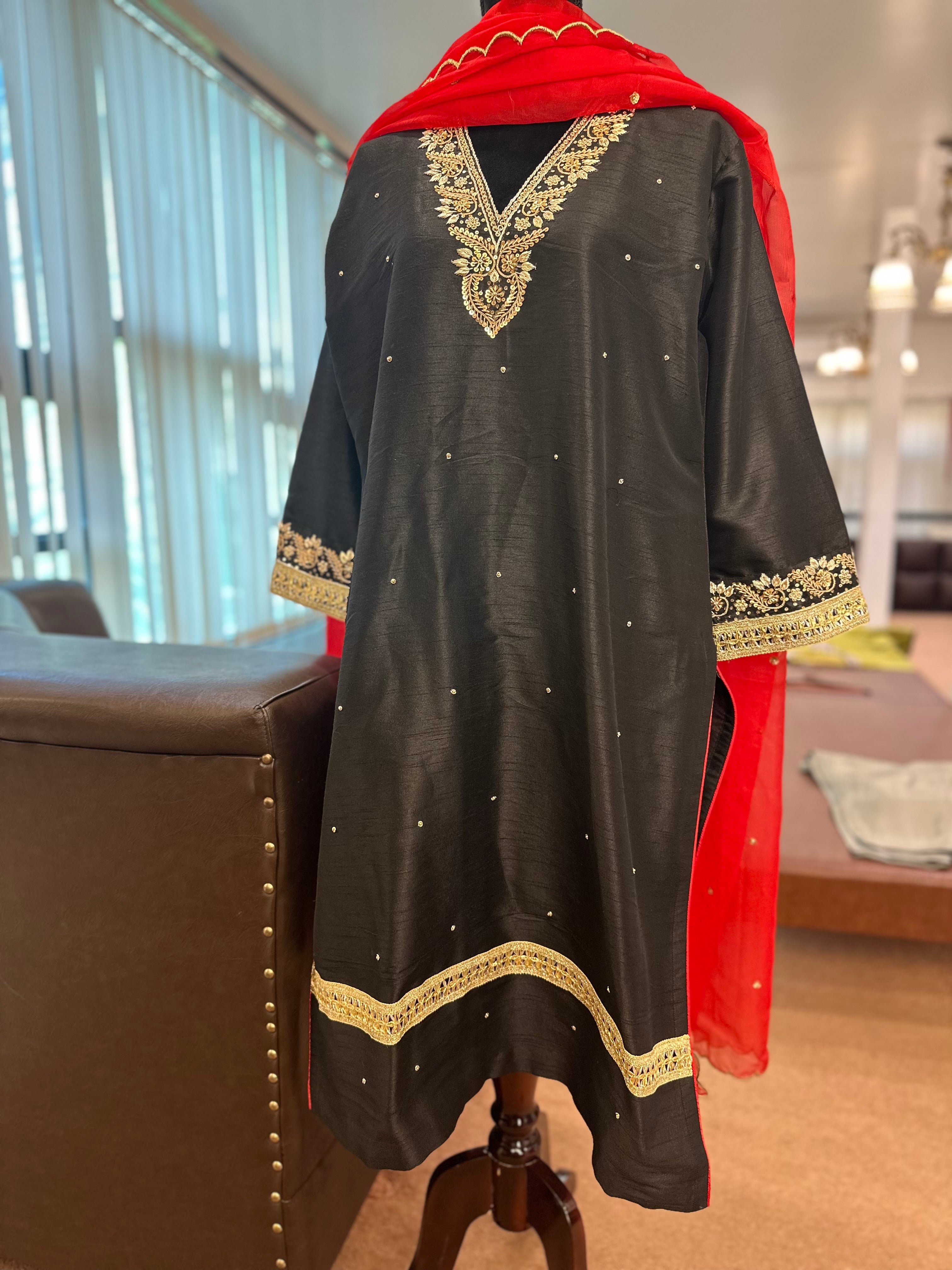 Handembroidered kurta/dupatta pbks792