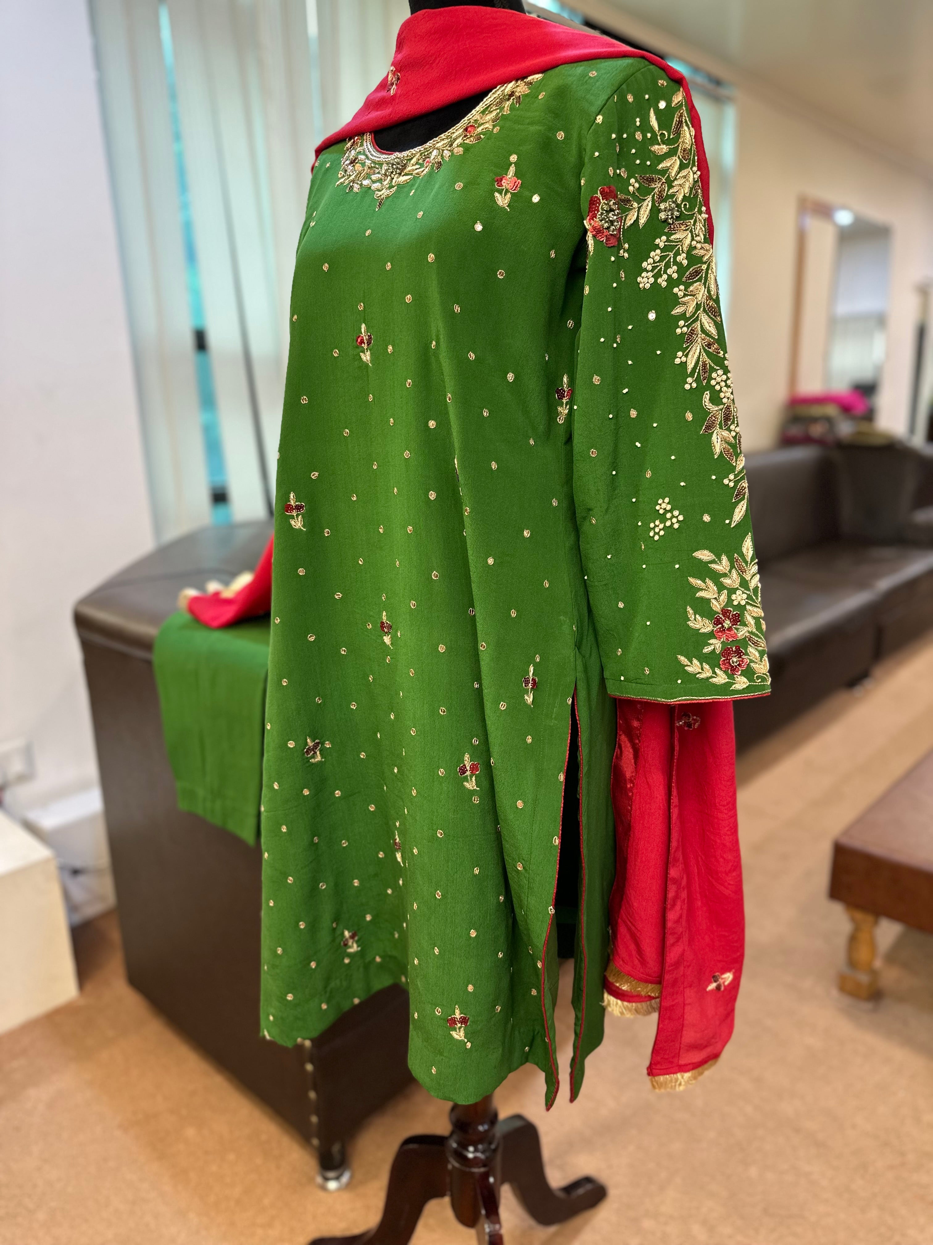 Purecrepe 3 piece suit