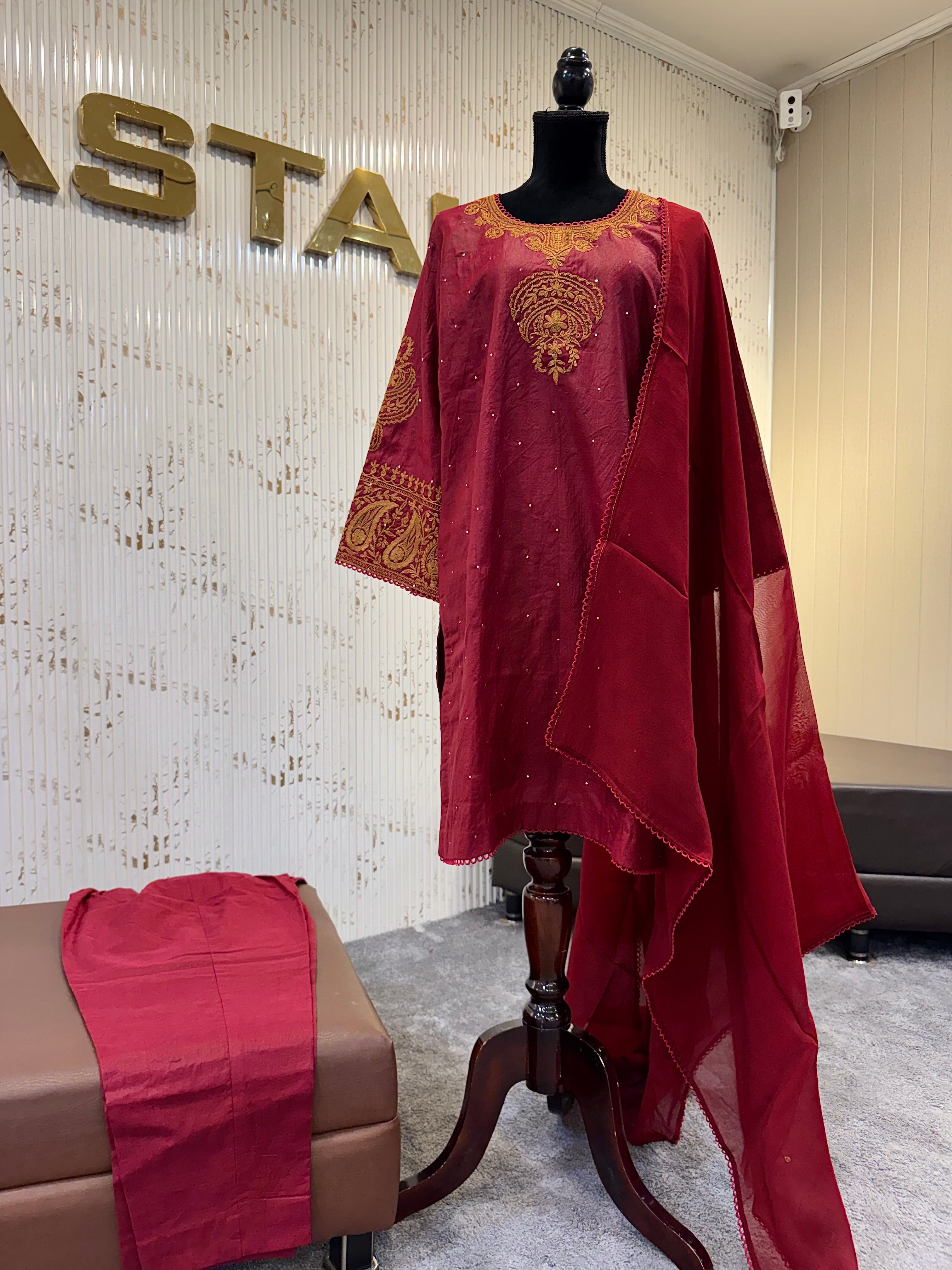 Chanderisilk 3 pc kurta set mtks868