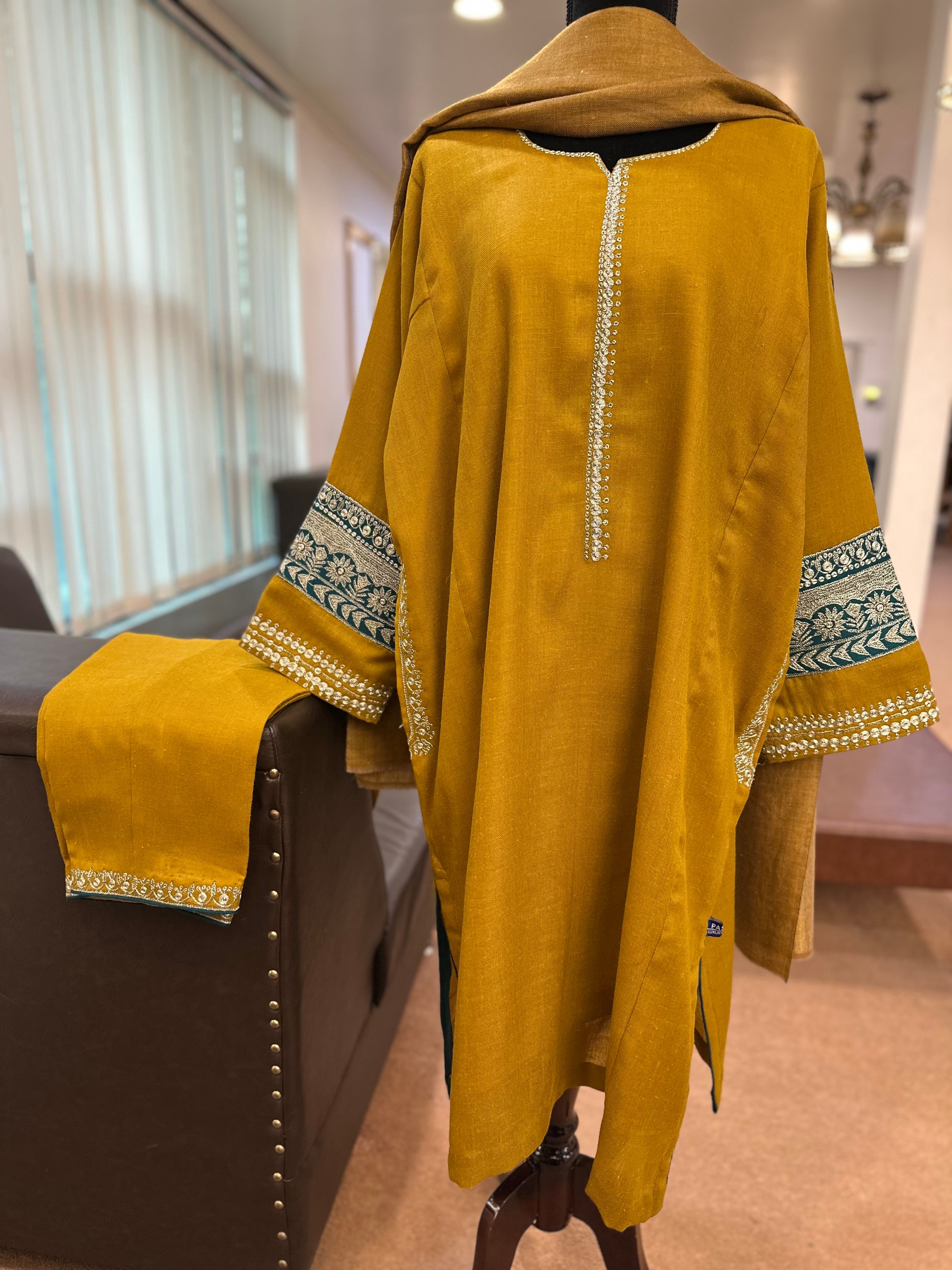 Purepashmina blend pheran set Pwb383