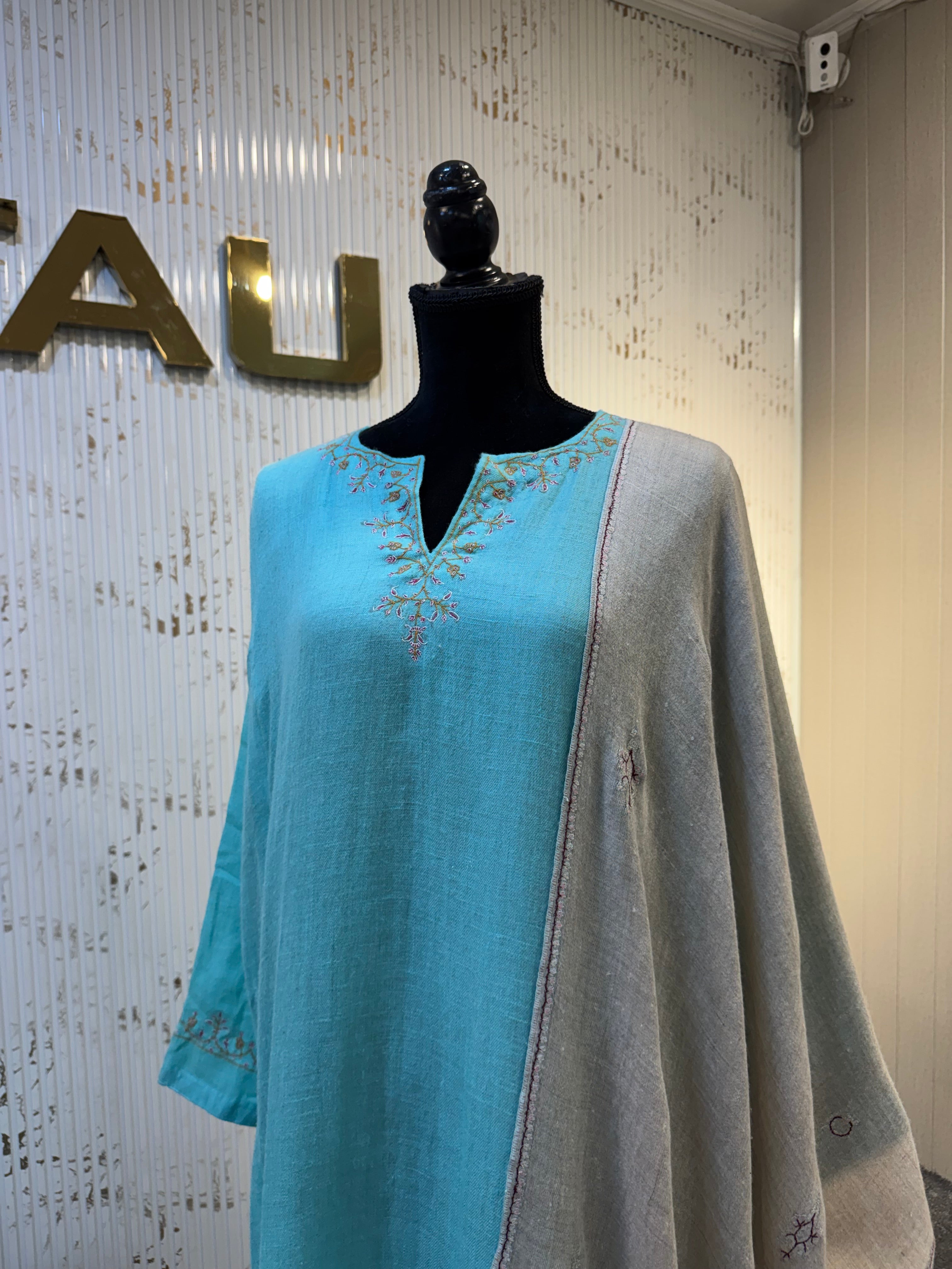 Turquoise Sky Blue Pashmina Blend 2-Piece Suit with Delicate Hand Sozni Embroidery pwb566