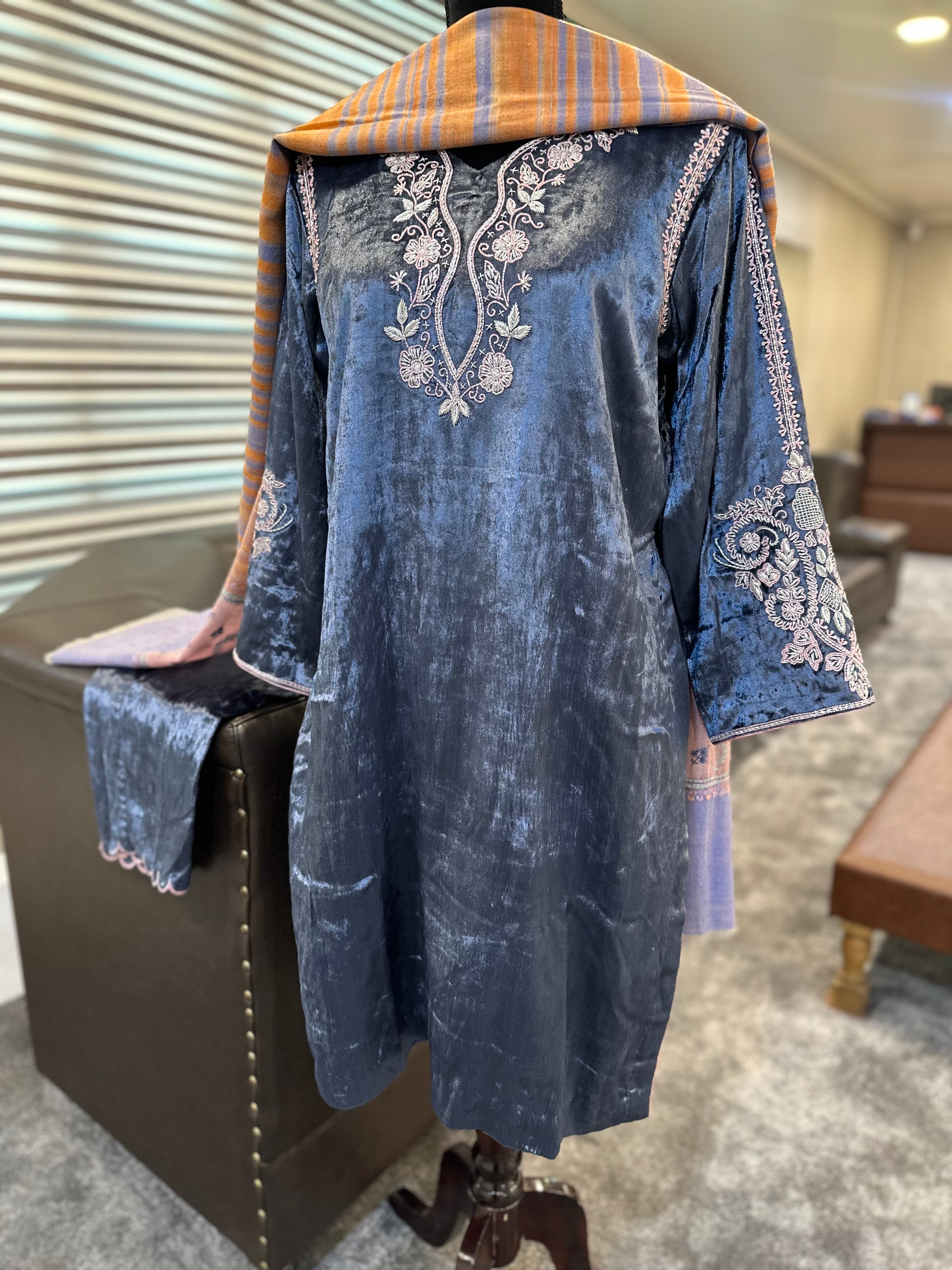 Velvet 2 piece kurta set