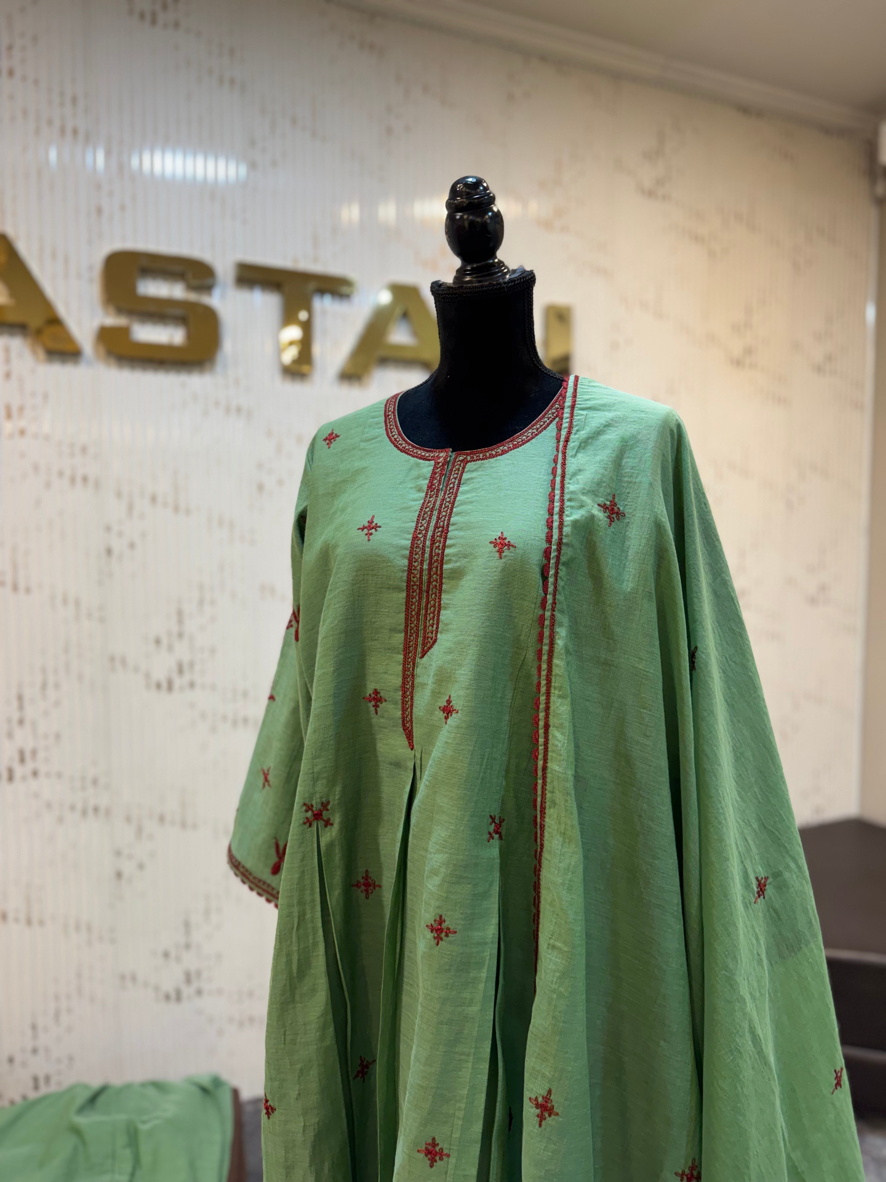 Kurta set 3 piece with doave work