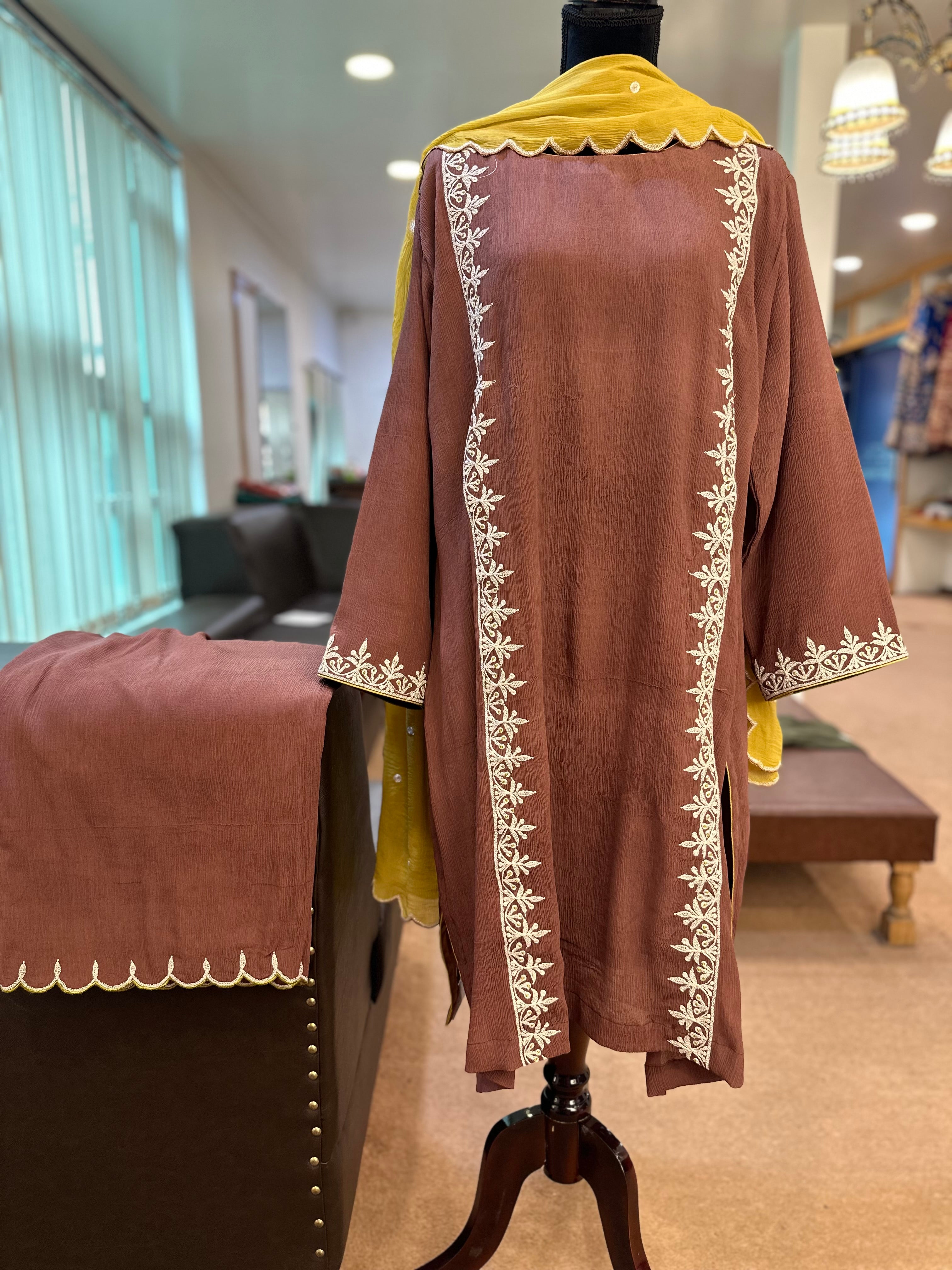 Pure chiffon tilla work suit mtks766