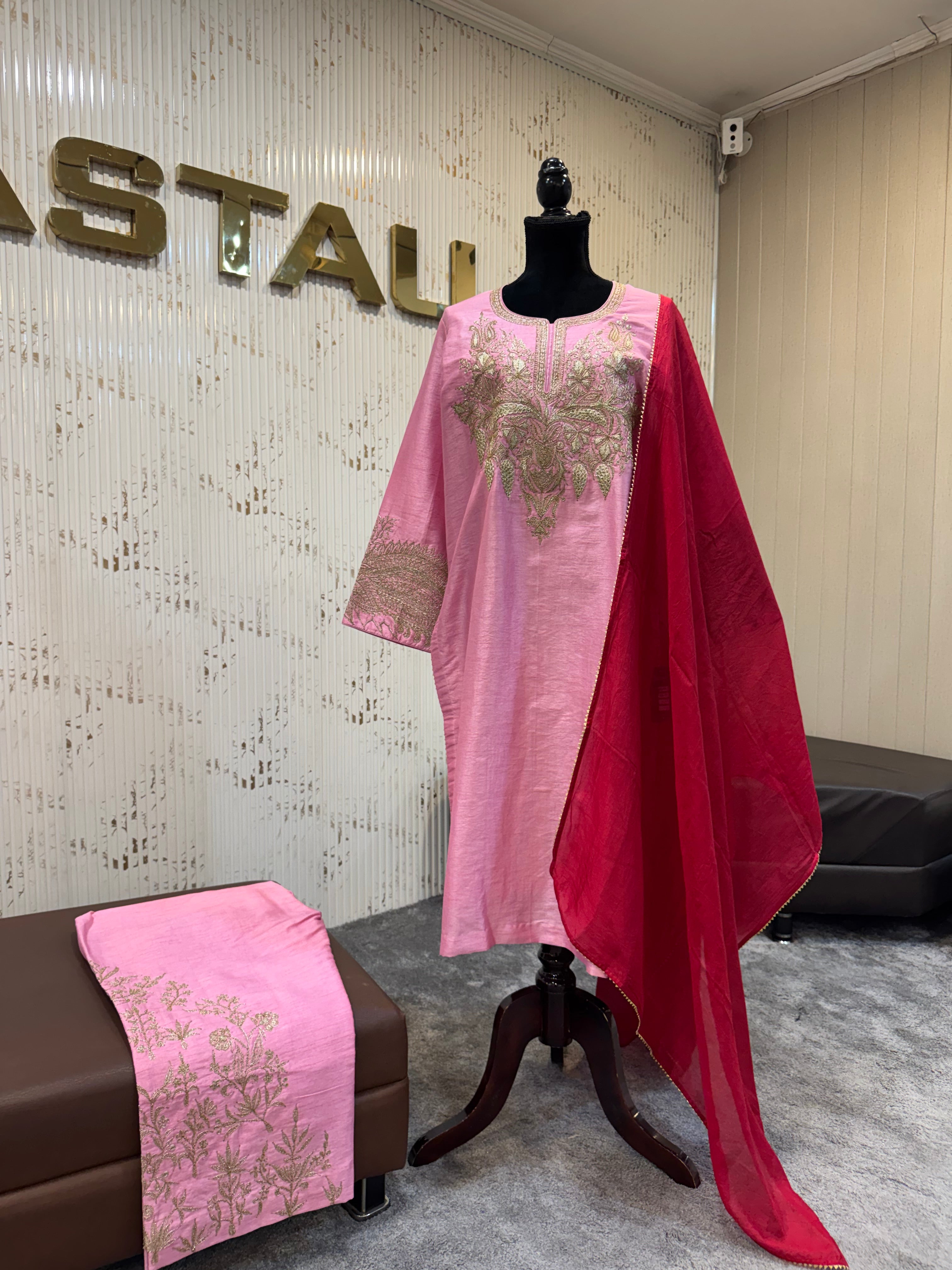 Raw silk tillawork suit