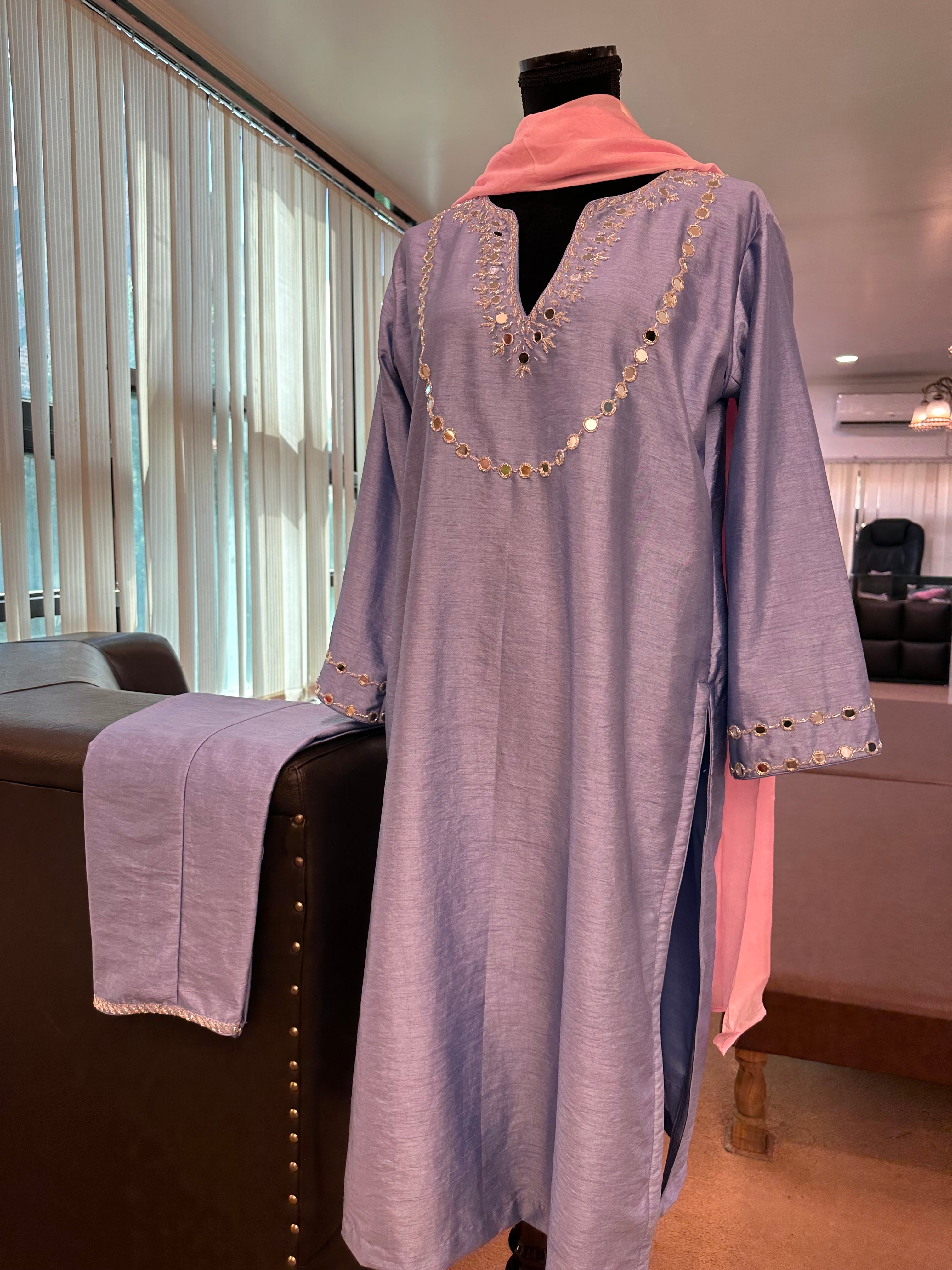 Embroidered kurta set