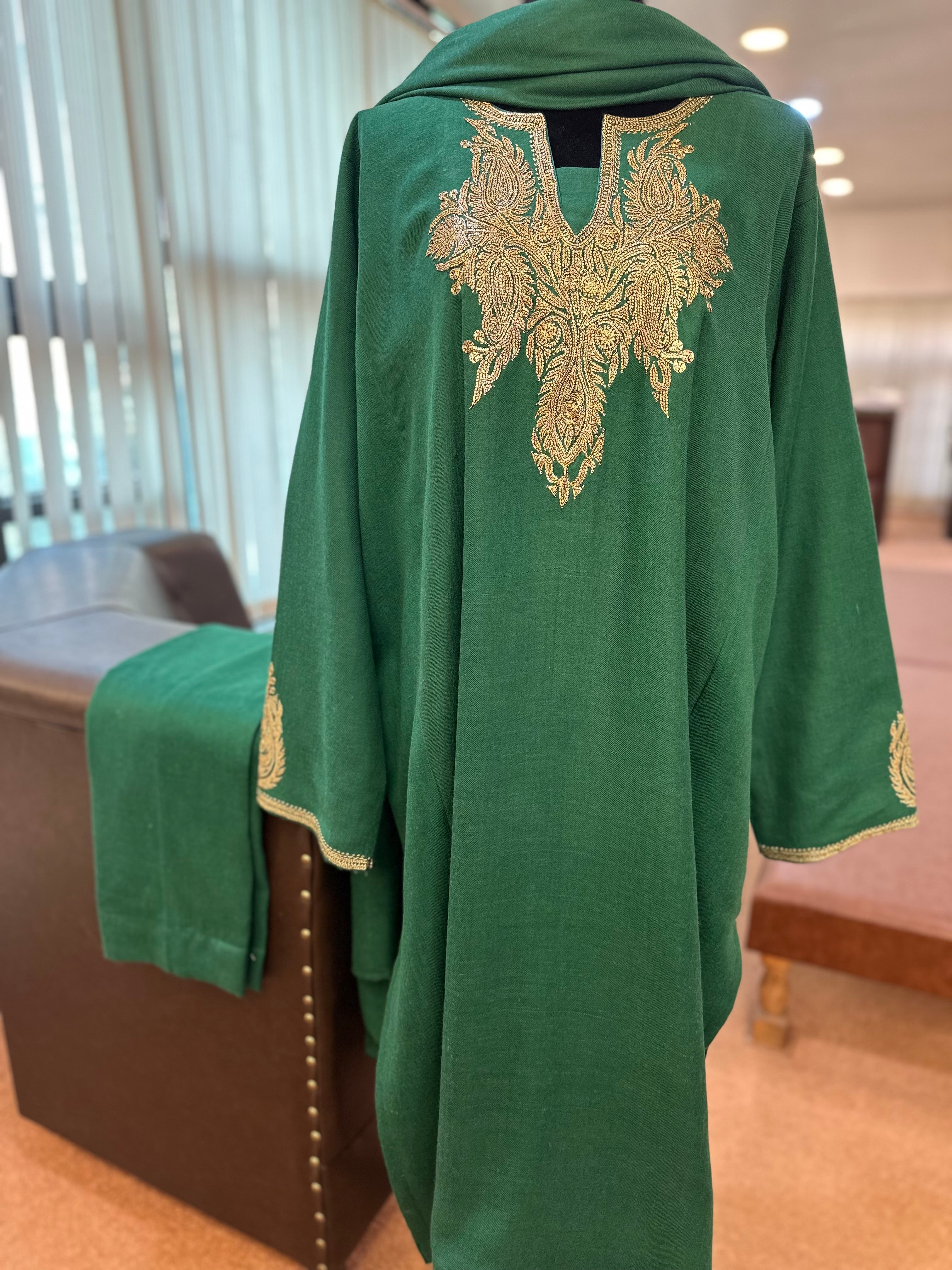 Purepashmina blend handtilla pheran set