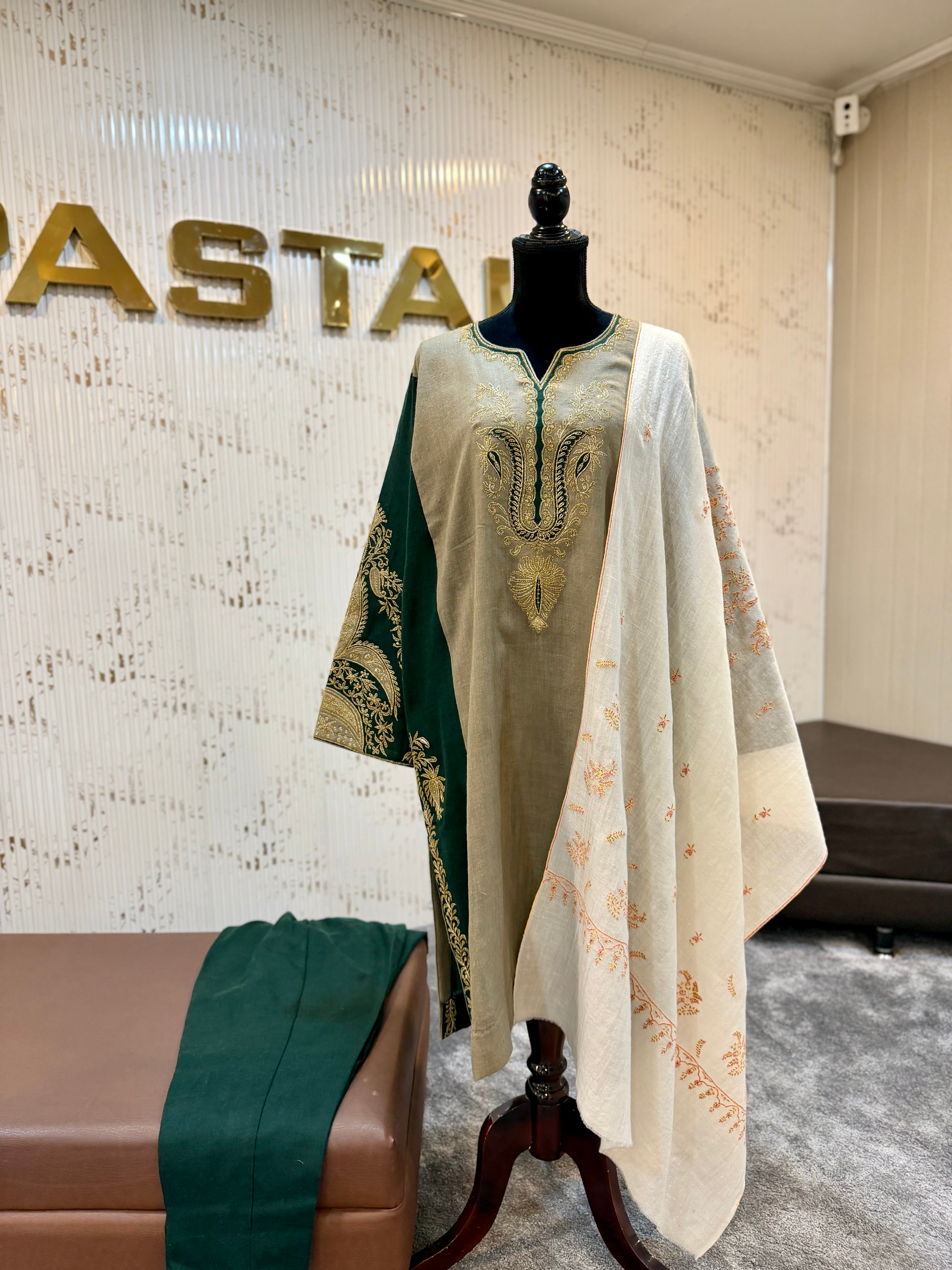 Purepashmina blend 2 pc pheran set pwb554