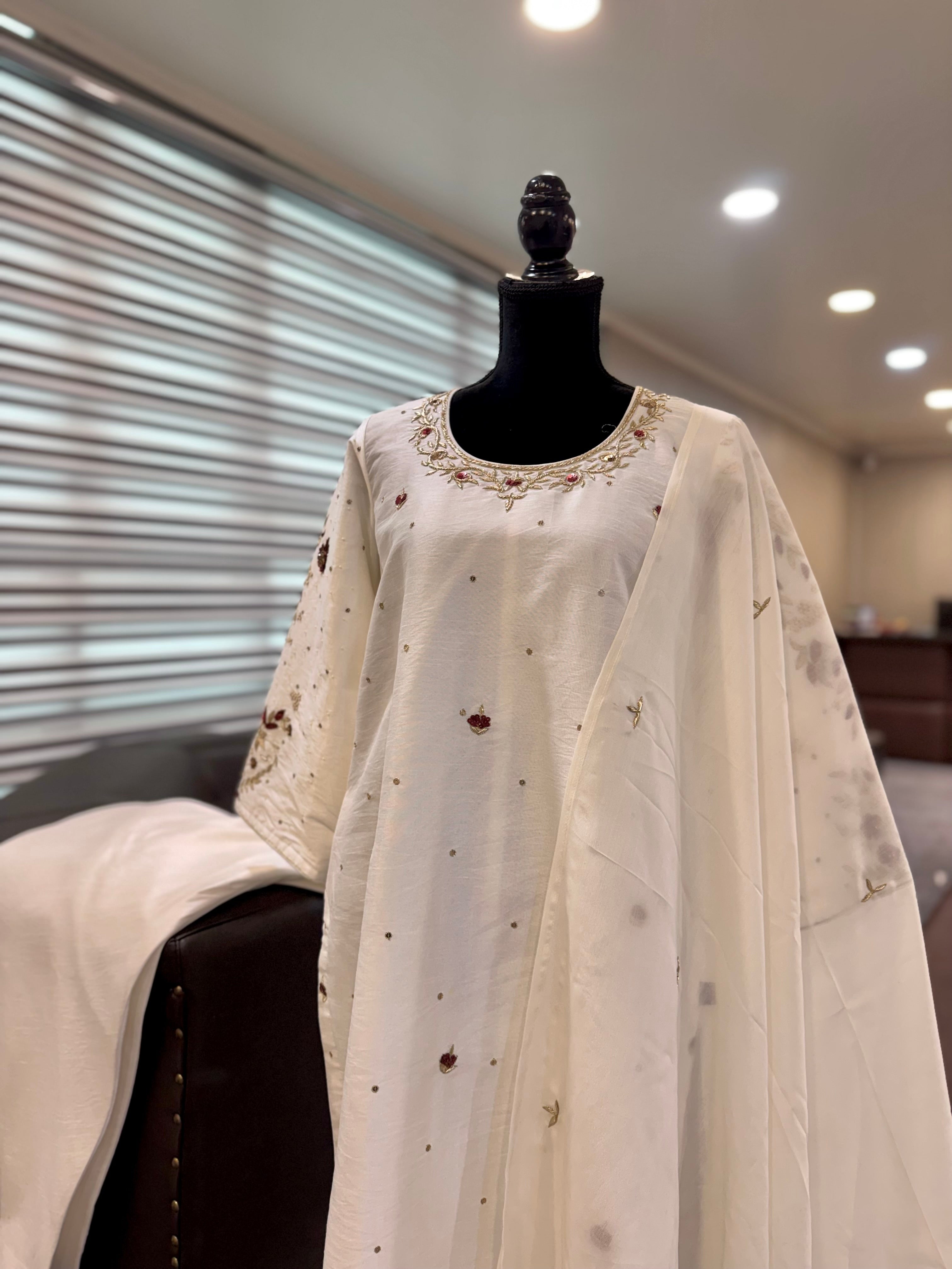 Handwork raw silk suit