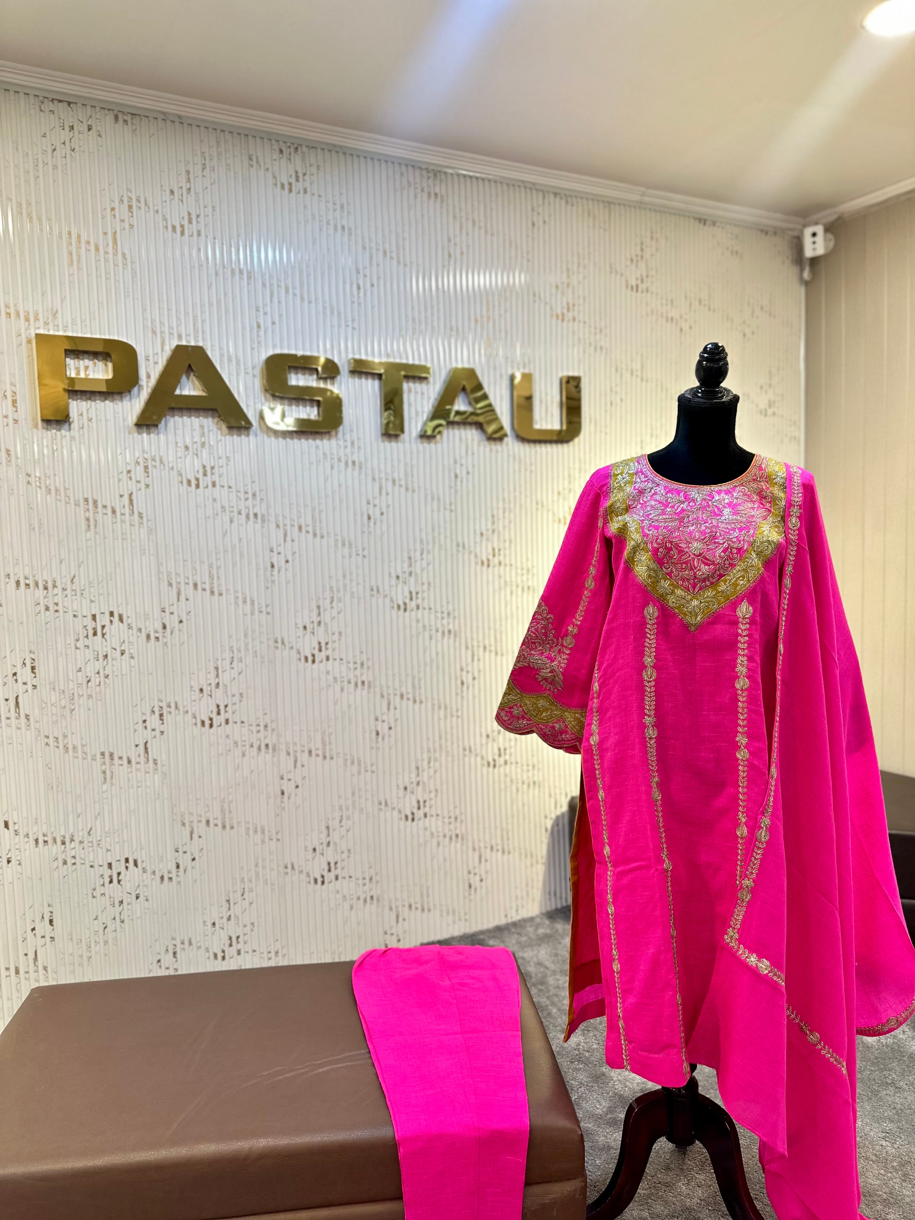 Purepashmina blend kurta set