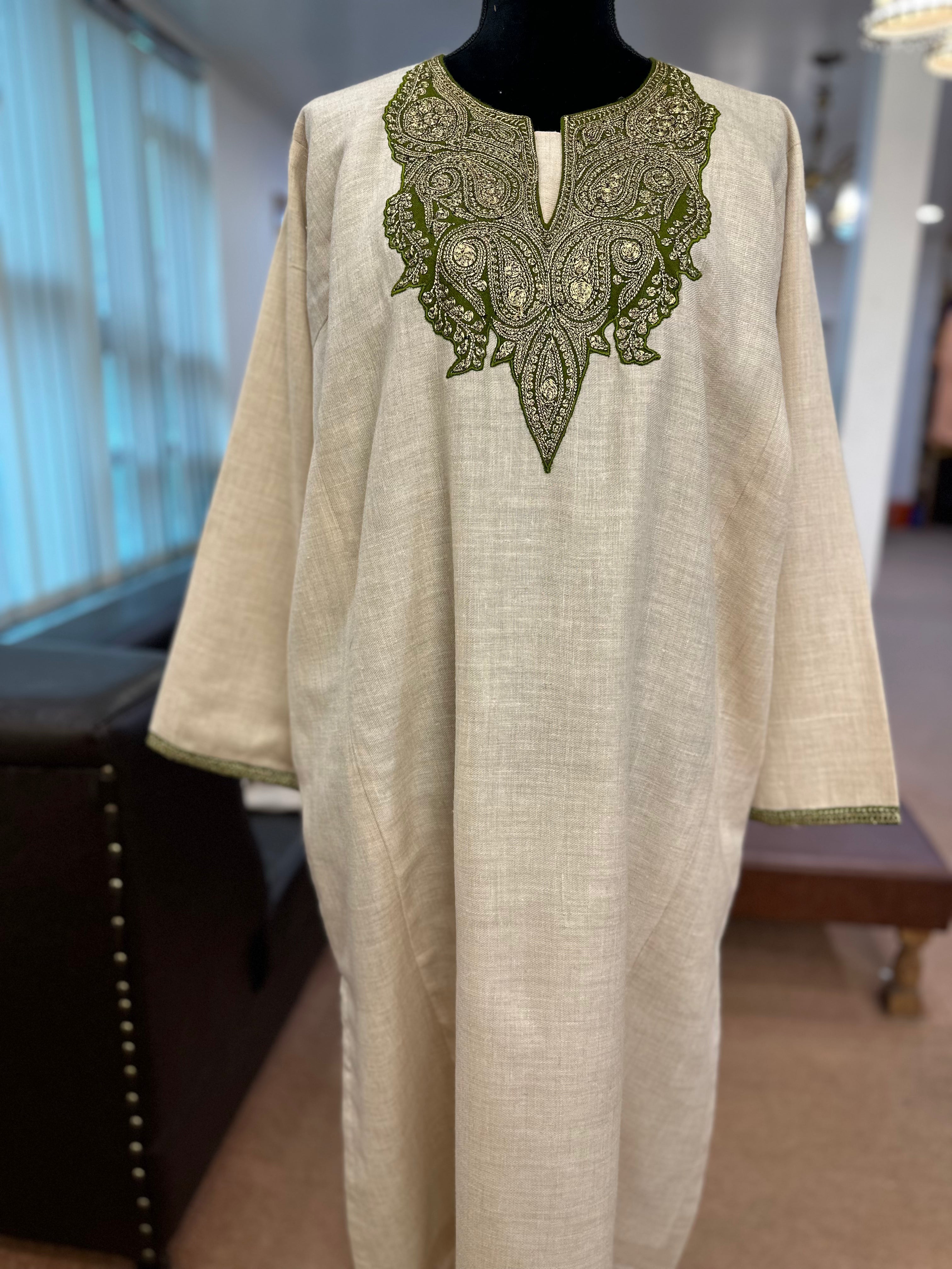 Handtilla purepashmina blend pheran pwb281