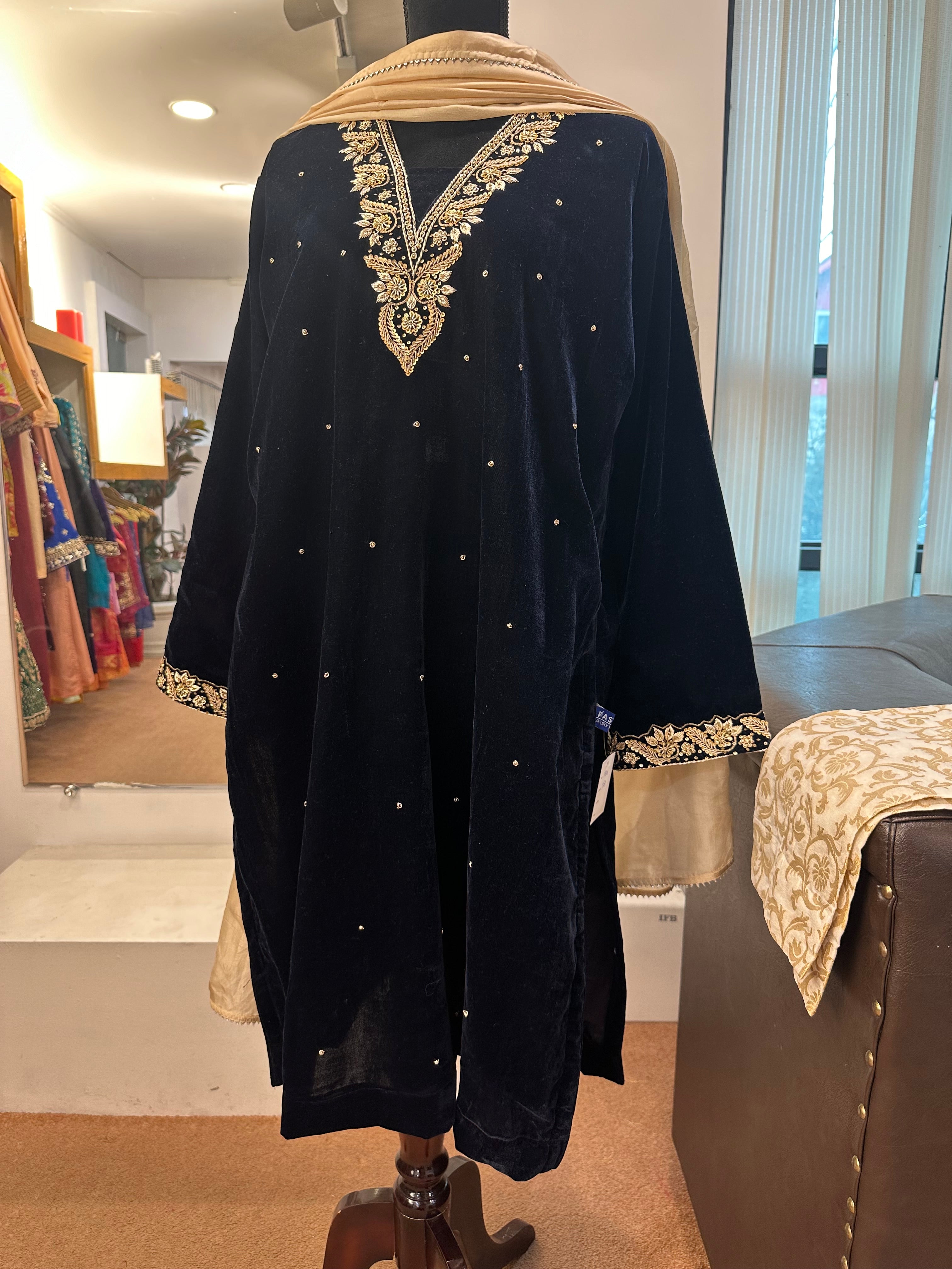 Blue velvet Handembroidered dress pbks769