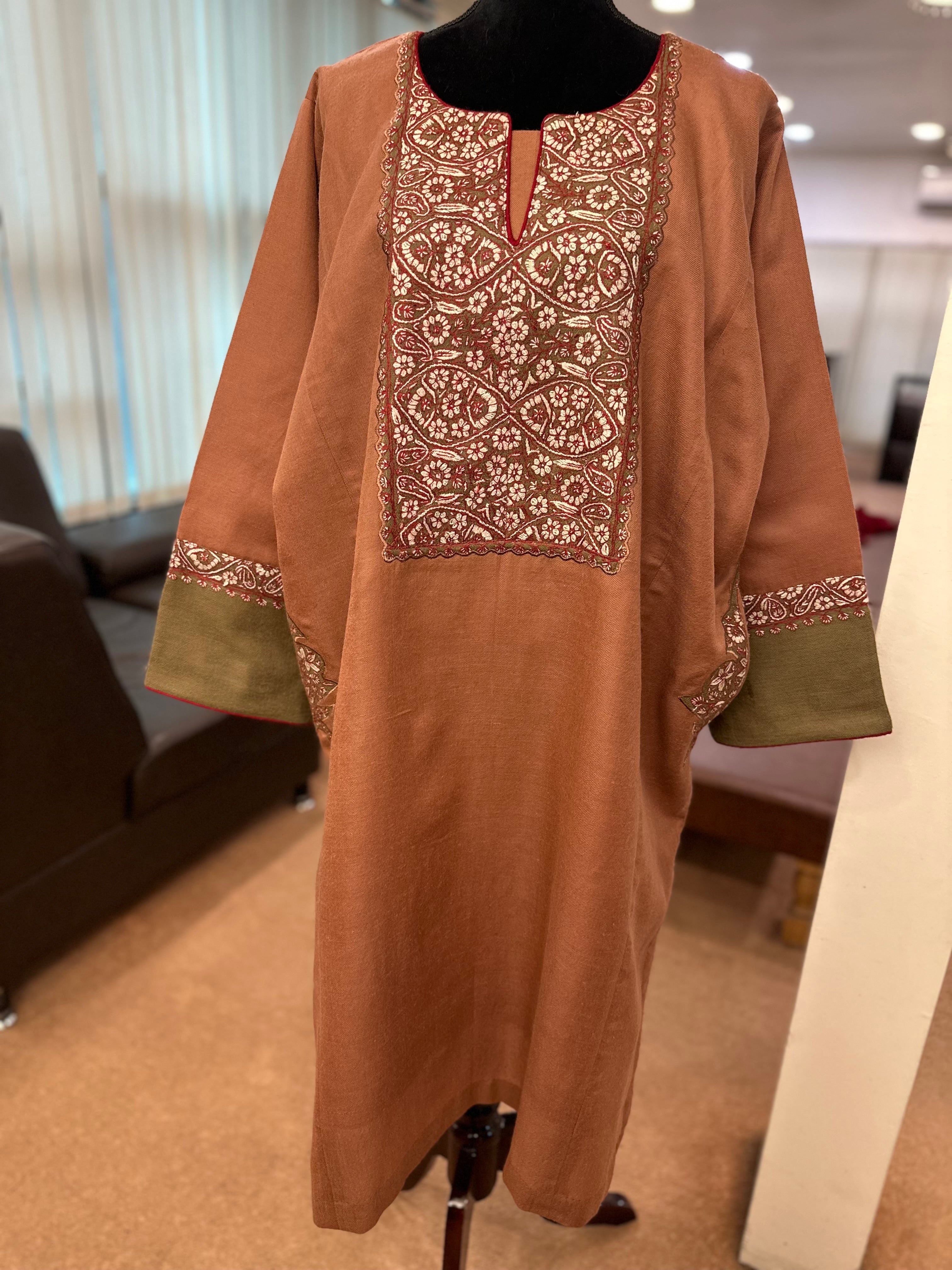 Purepashmina blend pheran Pwb398