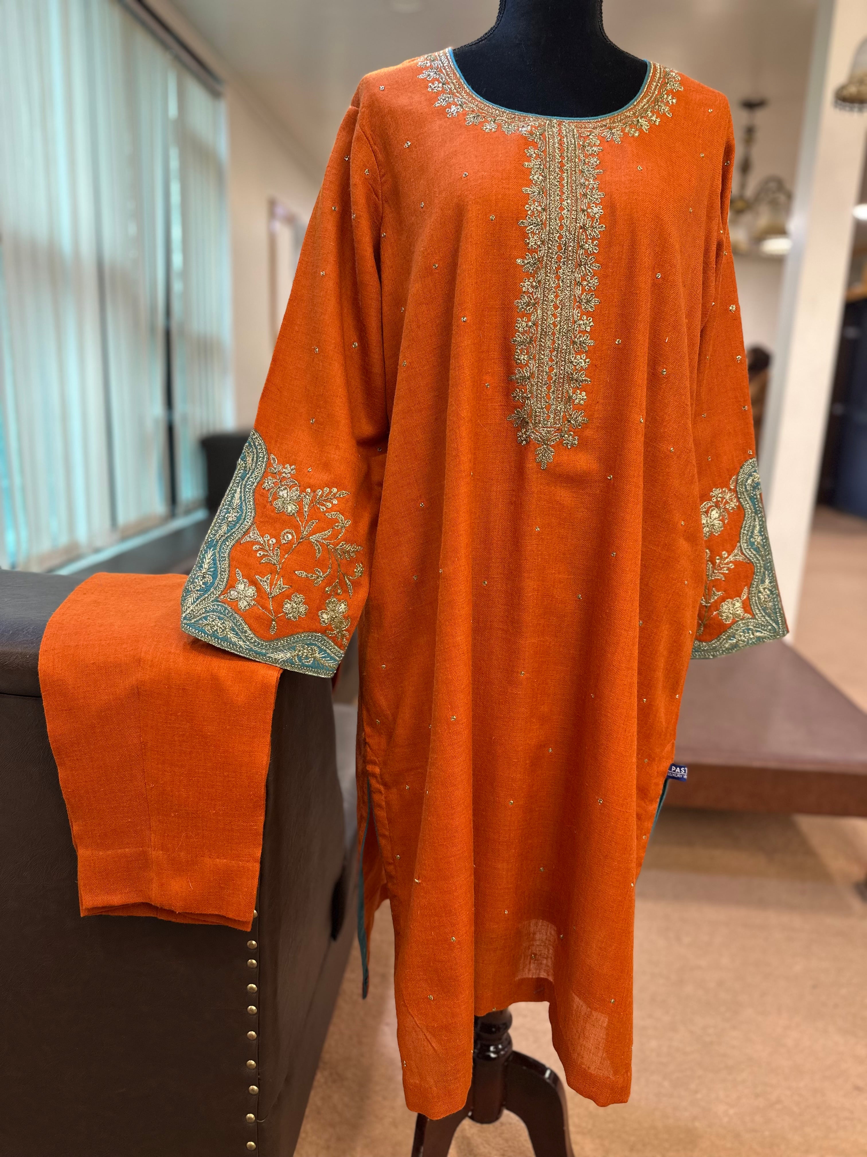 Purepashmina blend 2’piece kurta set