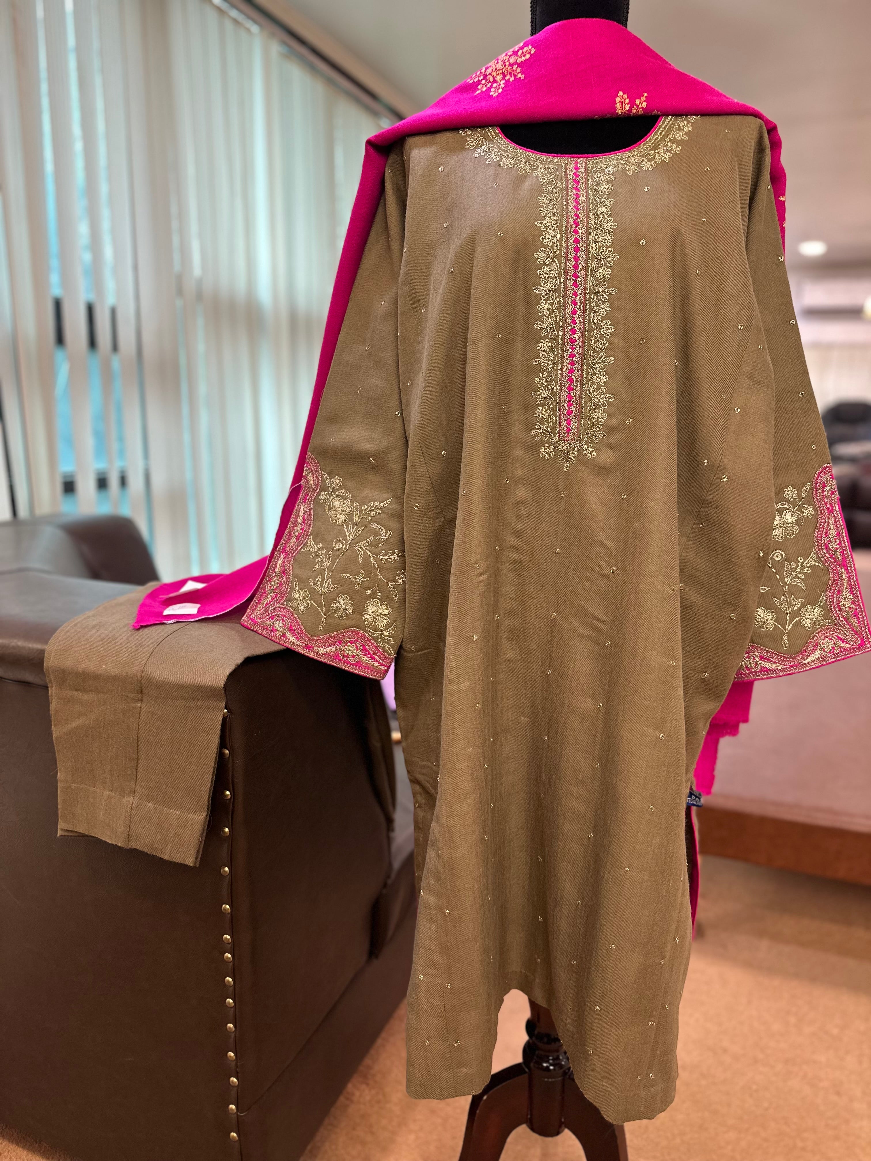 Purepashmina blend pheran set pwb389