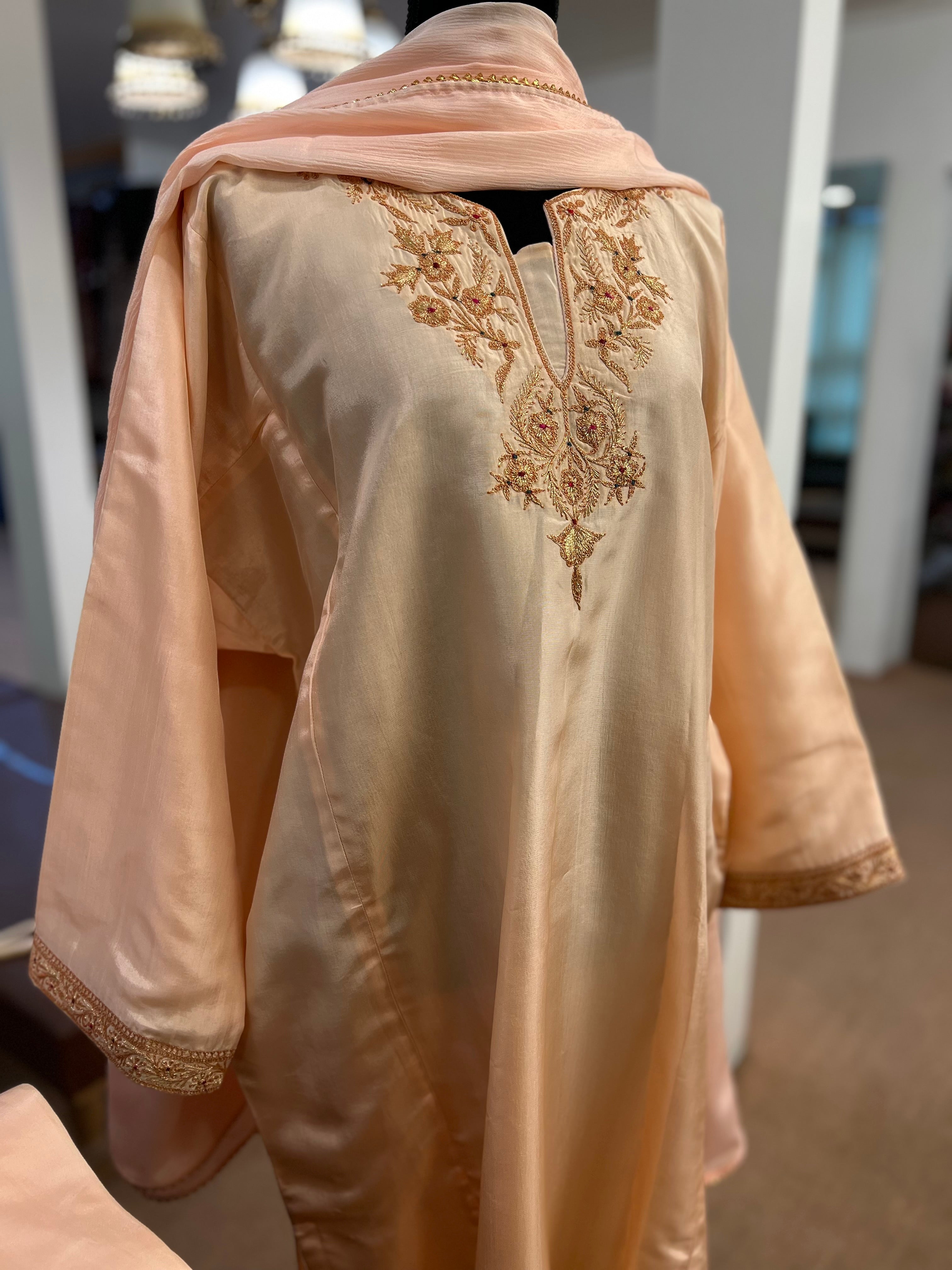 Tilla pheran set 3pc stitched mtks700