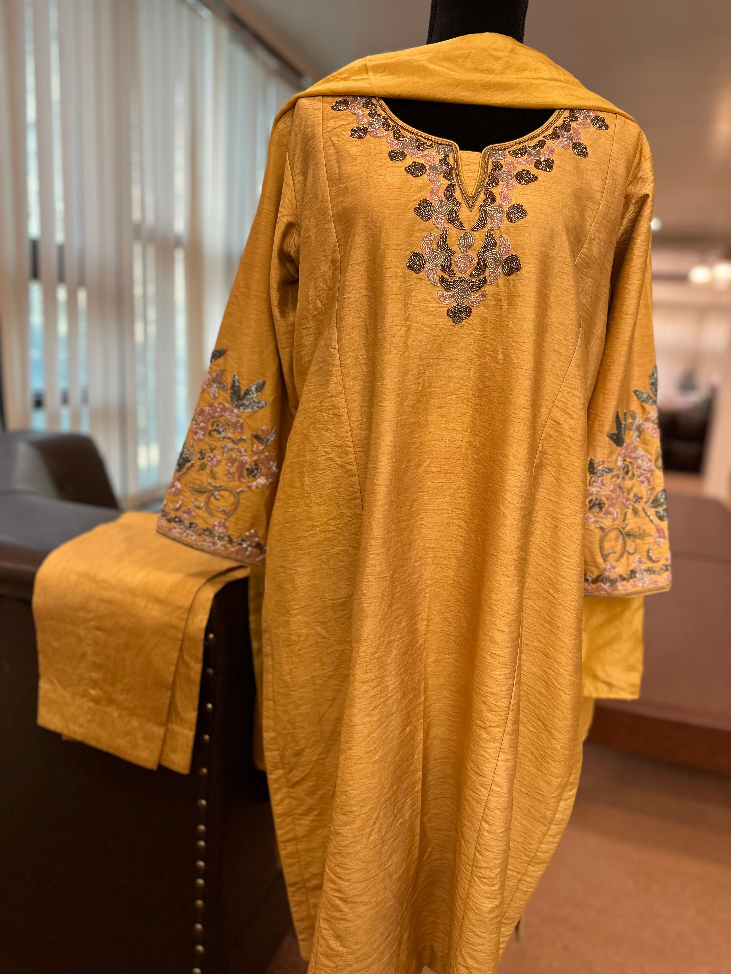 Handwork embroidered suit 3 pc