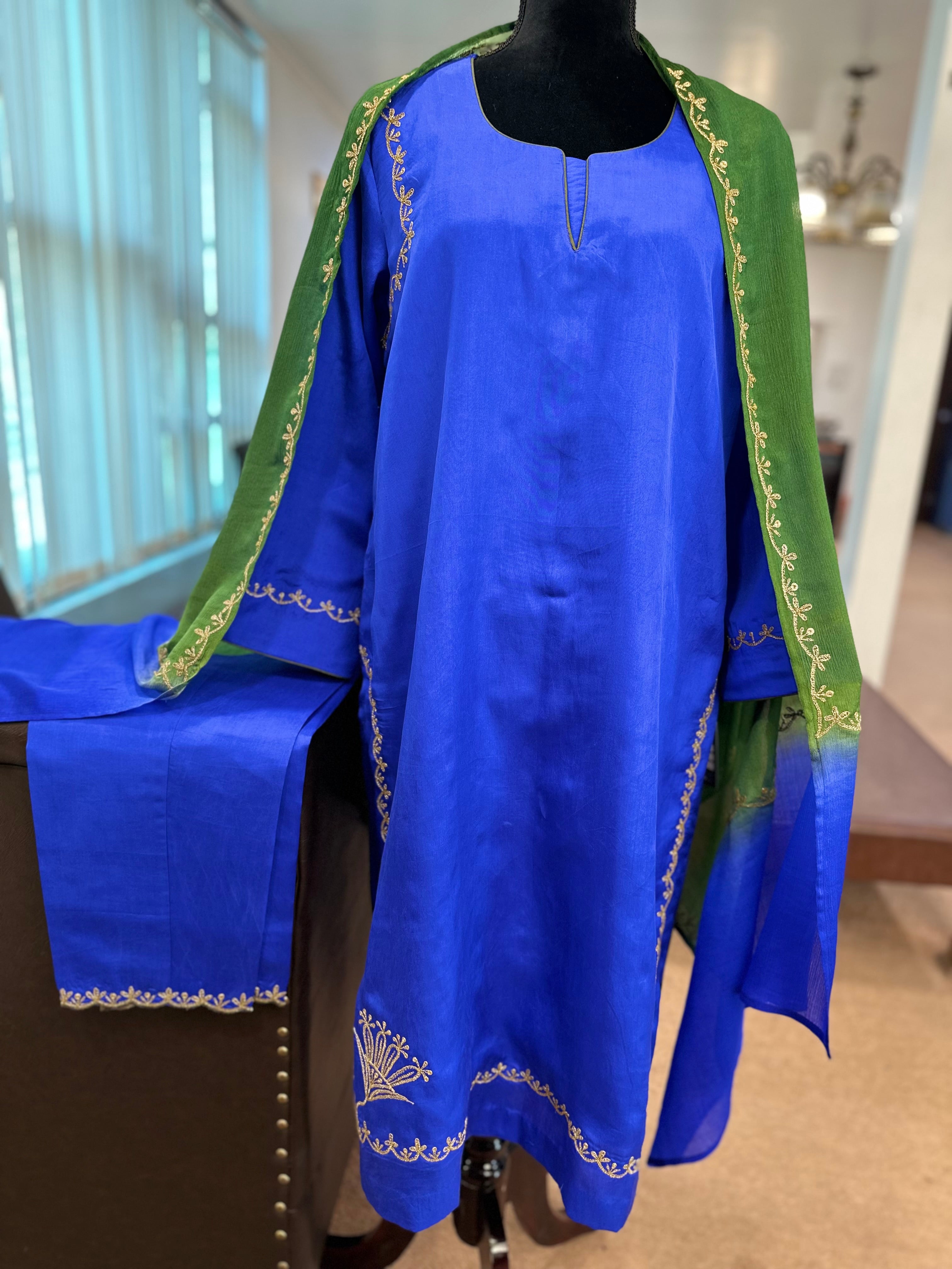 Purecrepe 3 piece suit mtks800