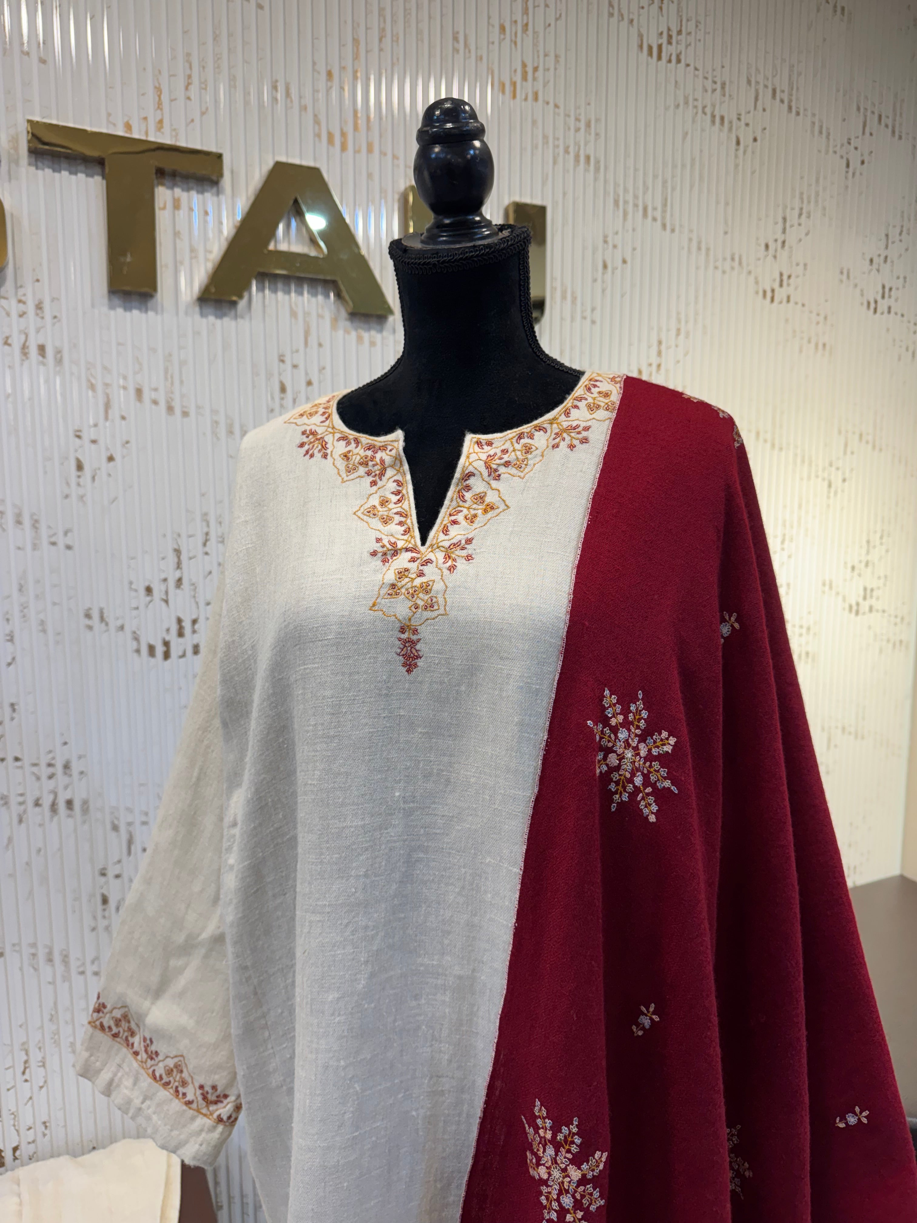 Pure Pashmina blend 2piece pwb641