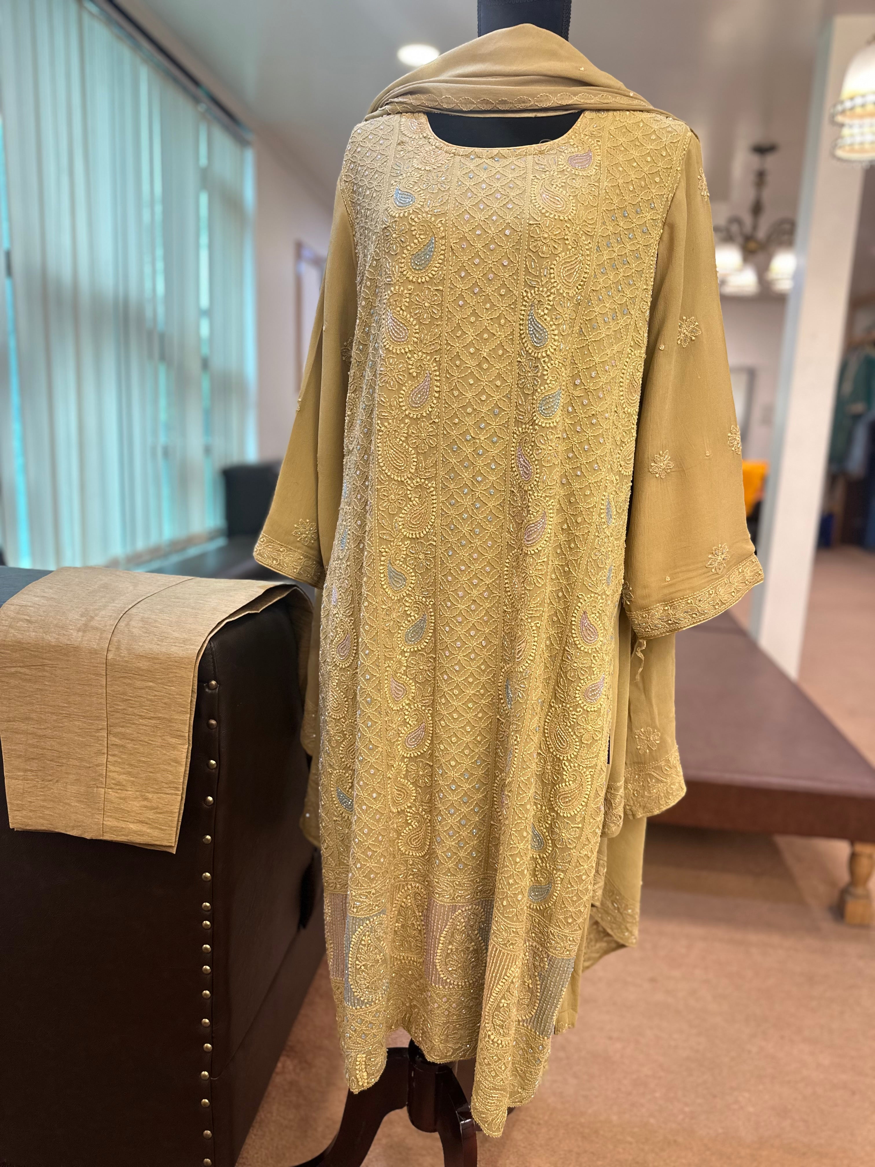 Chickenwork kurta set pbks