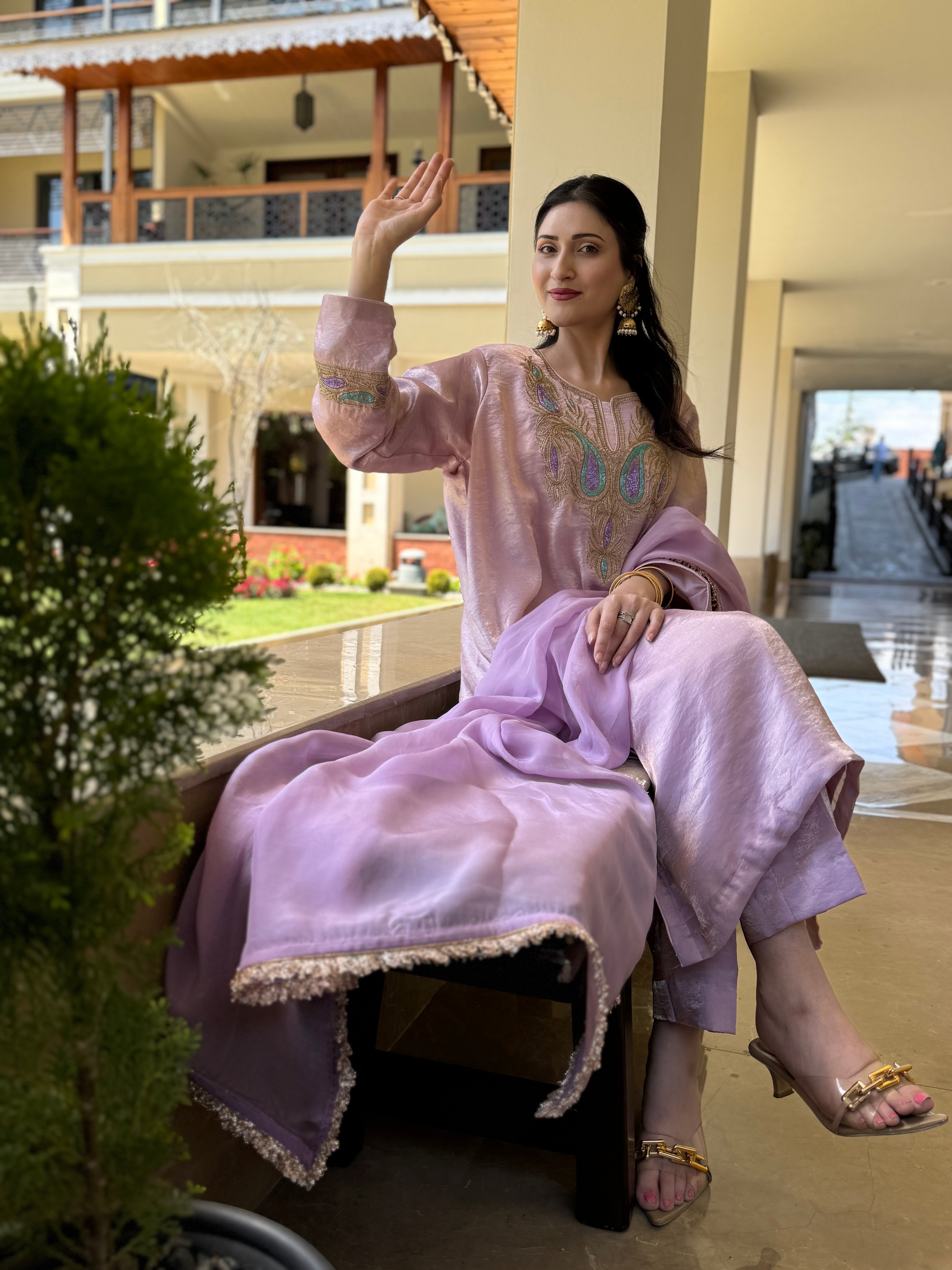 Kurta set 3 pc with tilla and handwork mtks861